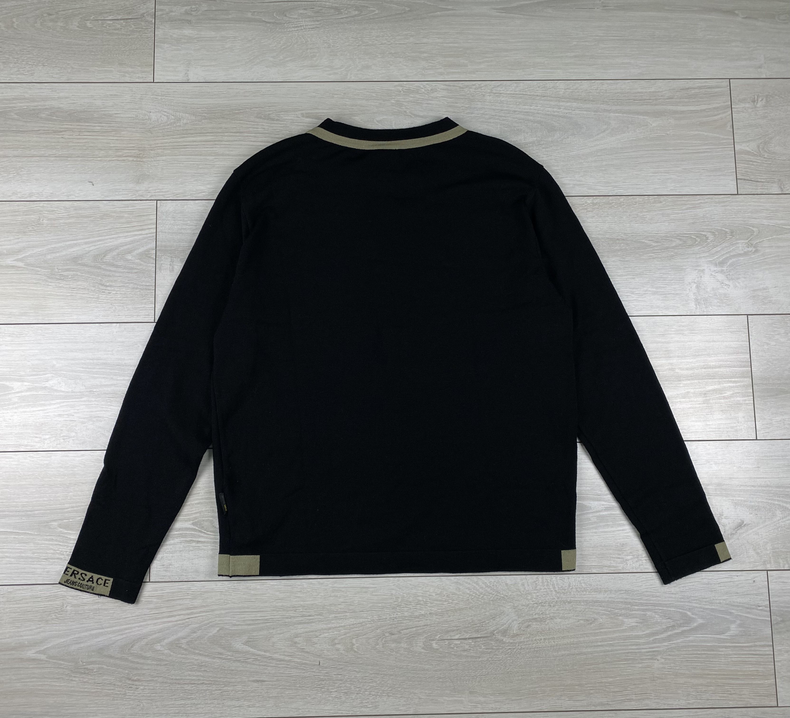 Versace VINTAGE VERSACE JEANS COUTURE JUMPER SWEATER SIZE L Size US L / EU 52-54 / 3 - 7 Thumbnail