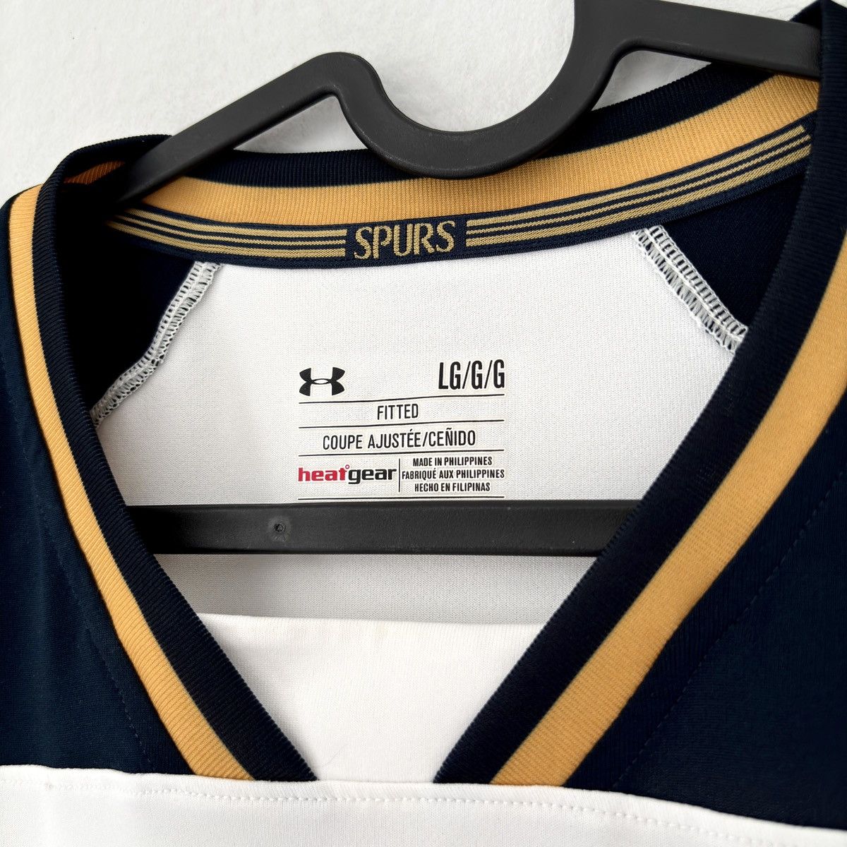 Puma 2016 2017 Tottenham Hotspur Home Kit Puma Soccer Jersey Away Size US L / EU 52-54 / 3 - 4 Thumbnail