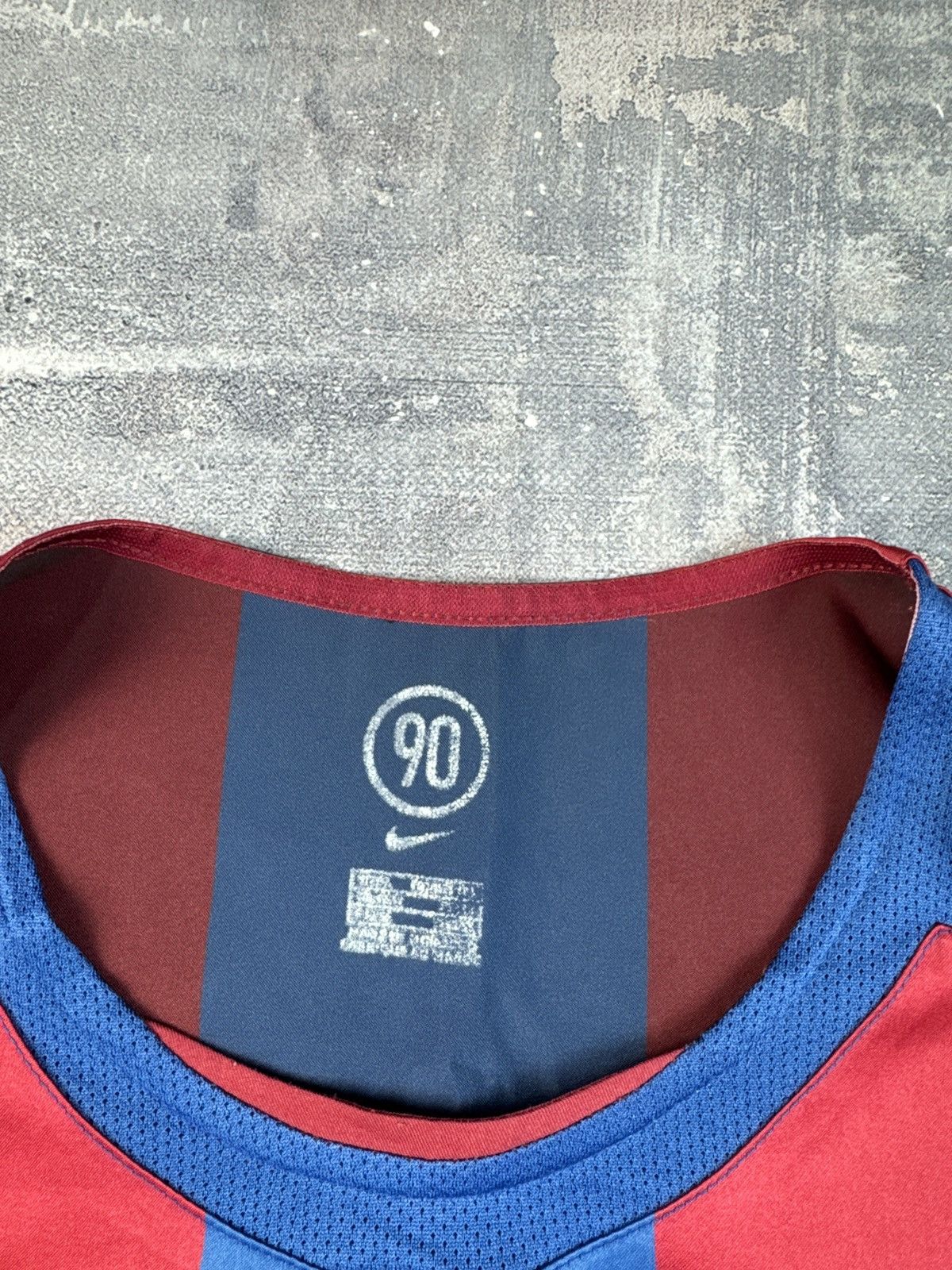 Nike FC Barcelona Home Football Soccer Jersey #7 Larsson Nike L Size US L / EU 52-54 / 3 - 3 Thumbnail
