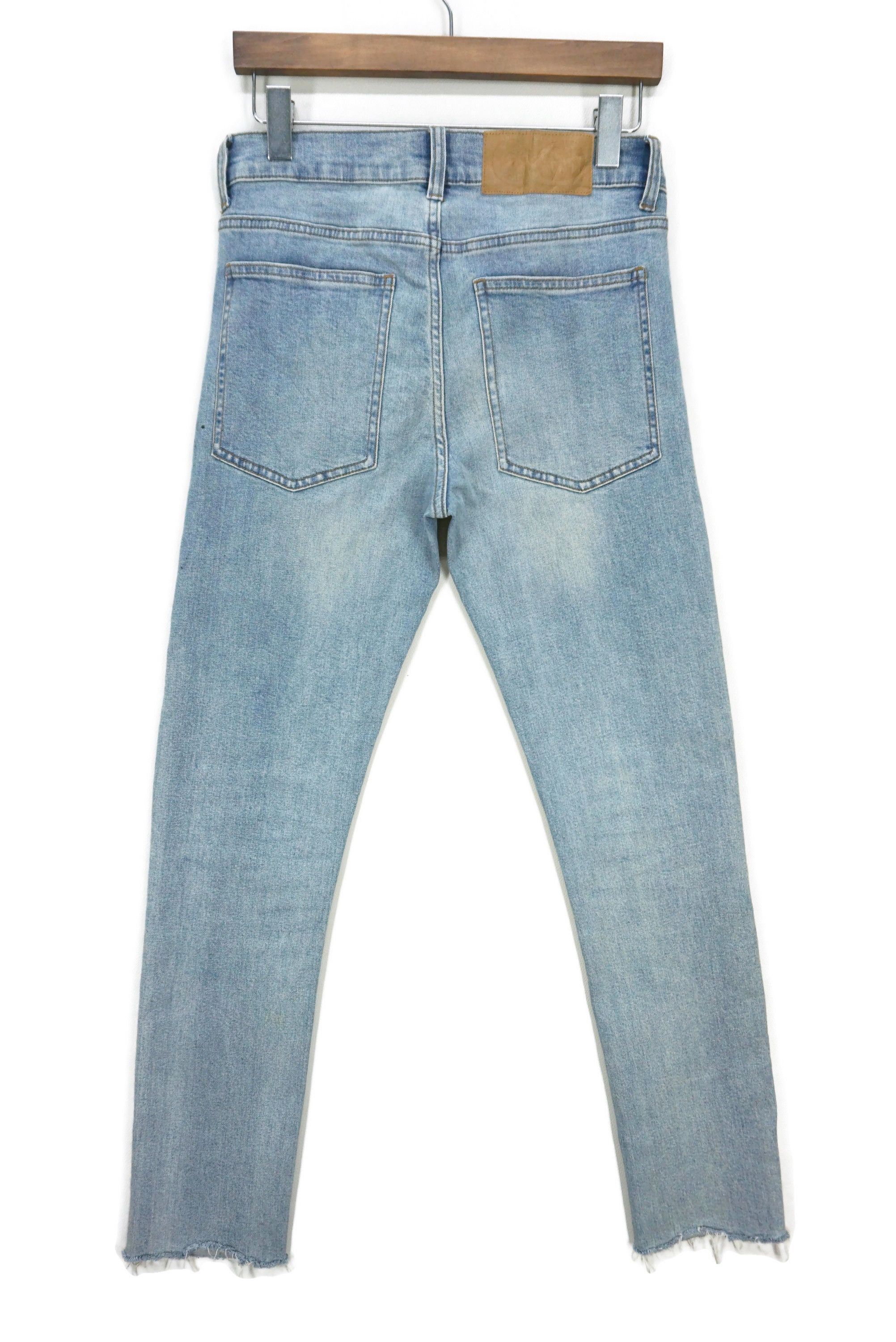 Cheap Monday Low Rise Skinny Tight Stone Wash Jeans Size W30xL29.5 Size US 30 / EU 46 - 2 Thumbnail