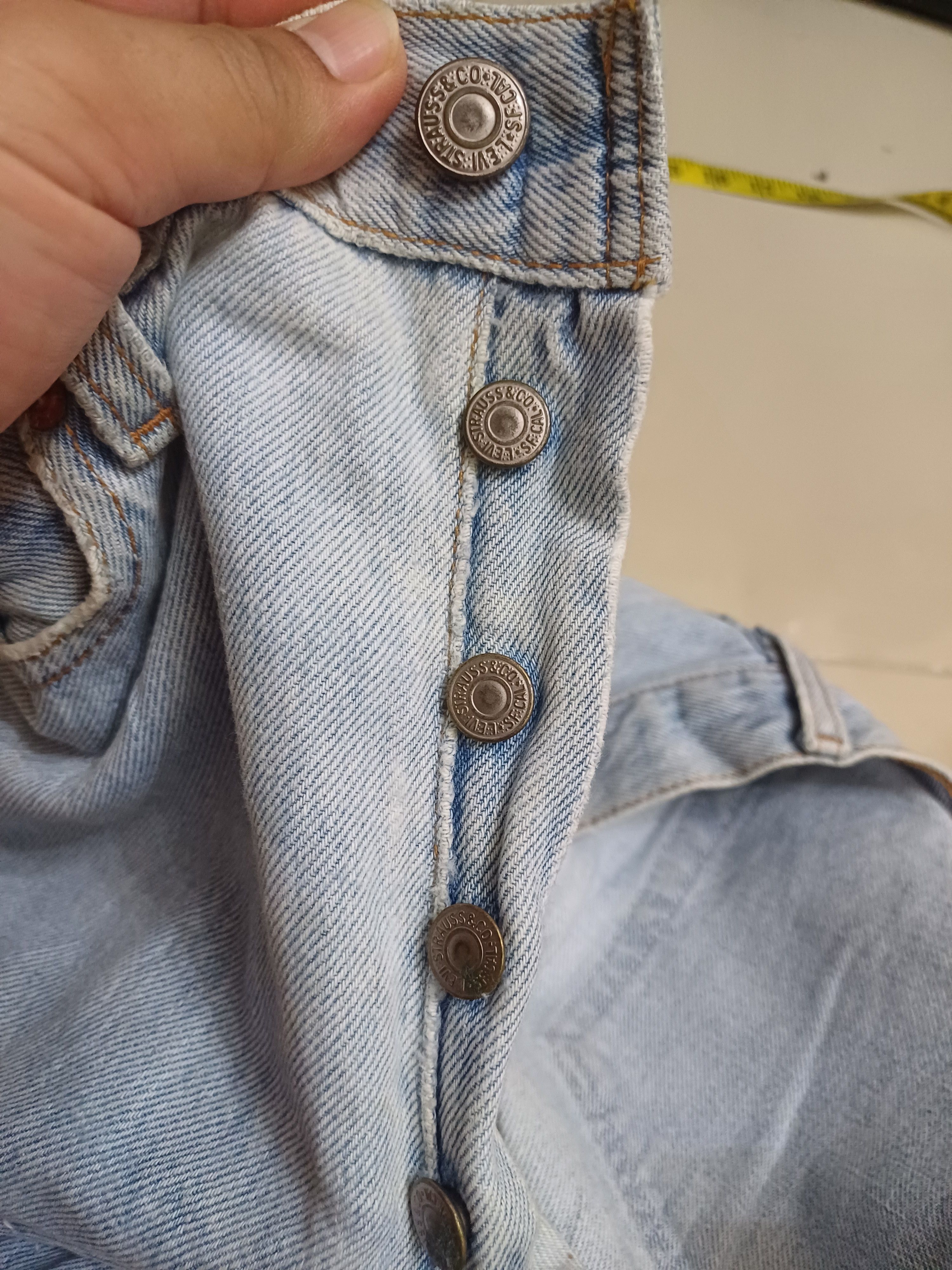 Levi's Vintage Clothing Crazy Distressed, vintage 90s Levis 501 🔥🔥🔥 Size US 32 / EU 48 - 8 Thumbnail