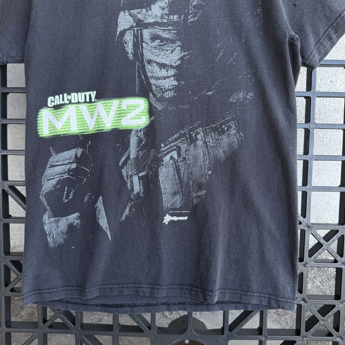 Vintage Vintage 2010 Call Of Duty Modern Warfare 2 Tee Size US S / EU 44-46 / 1 - 6 Thumbnail