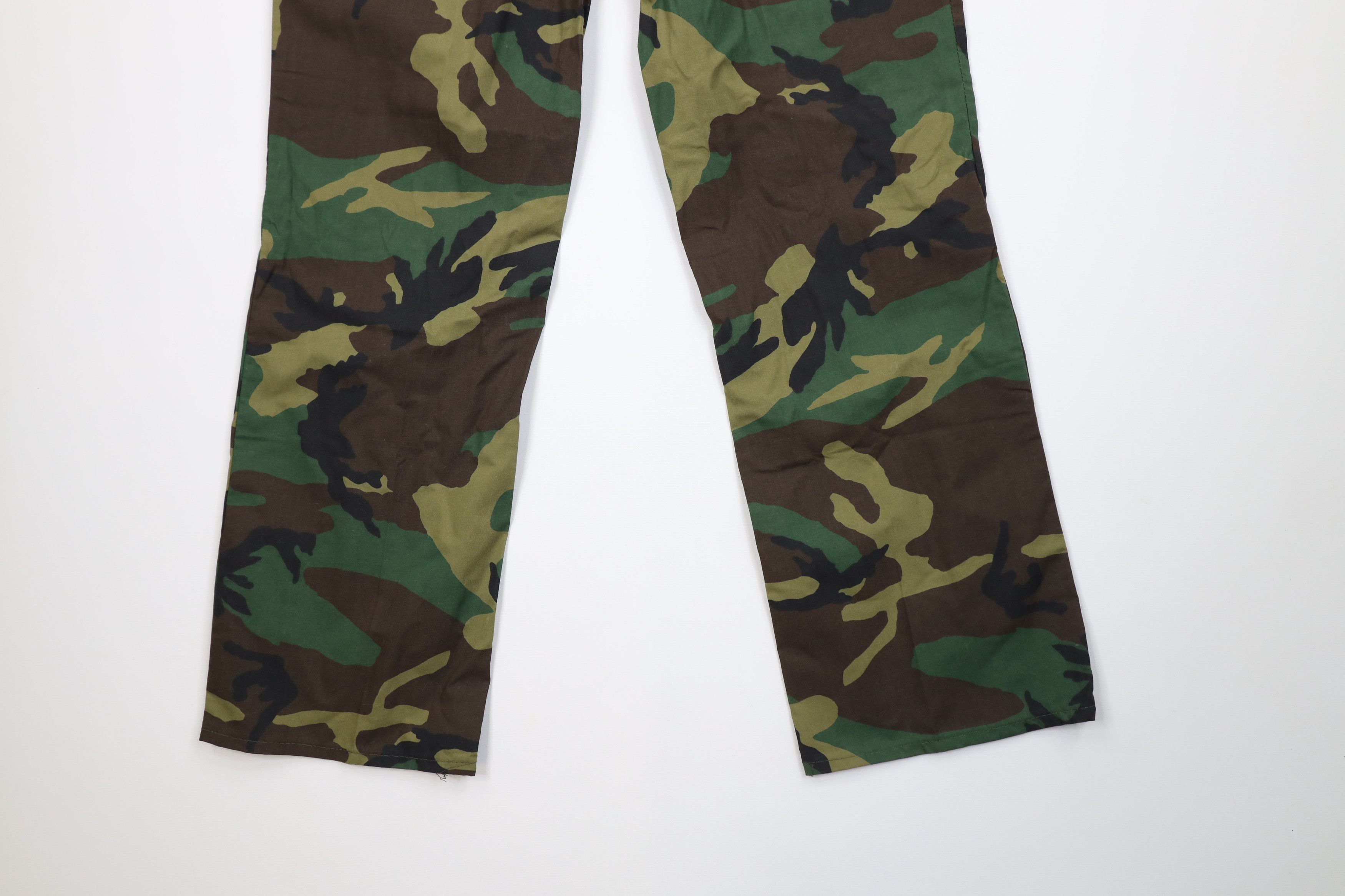 Walls Vintage 80s Walls Faded Camouflage Wide Leg Utility Pants Size US 36 / EU 52 - 12 Thumbnail