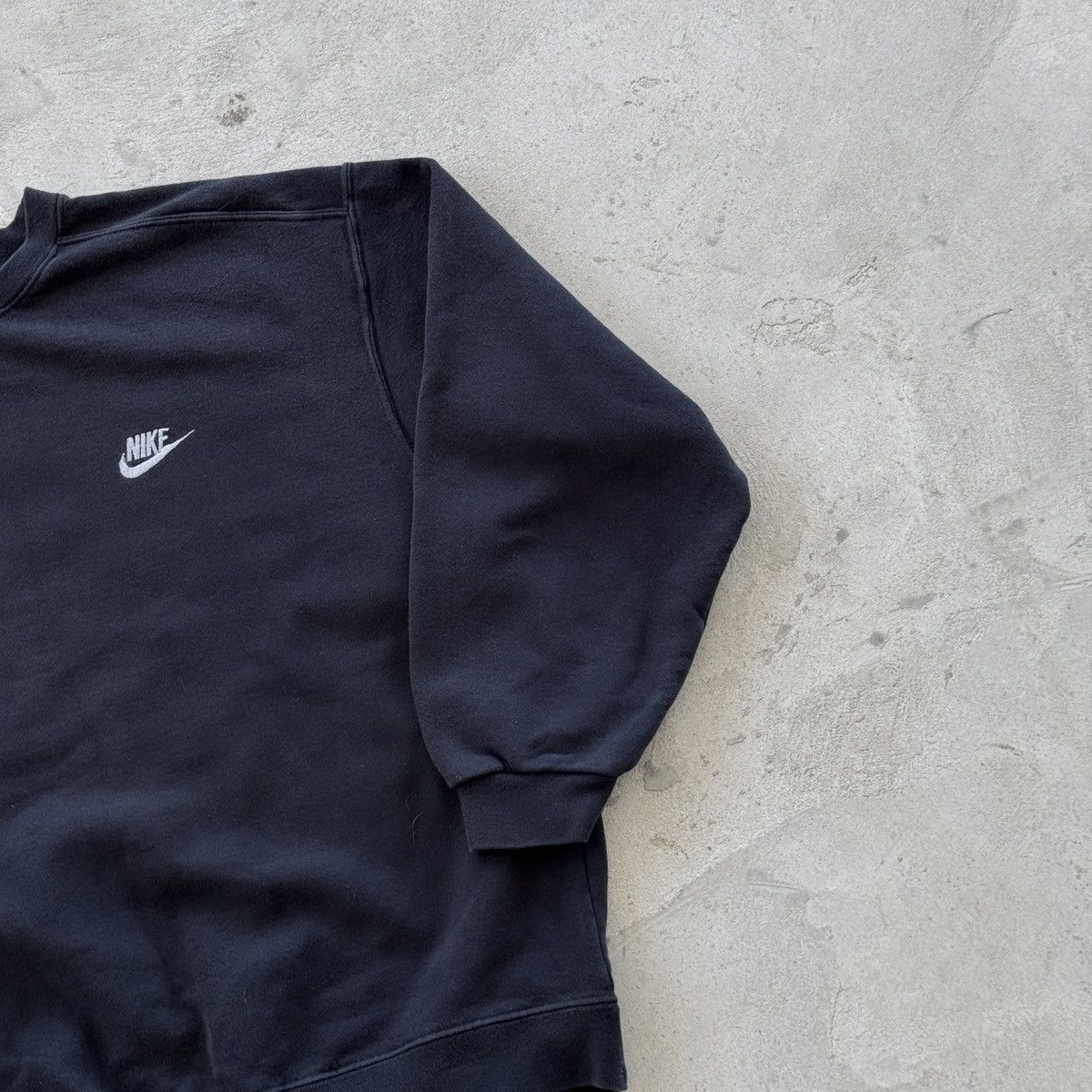 Nike Vintage 90s Nike Baggy Crewneck Sweatshirt Faded Y2K Boxy Size US XL / EU 56 / 4 - 2 Thumbnail