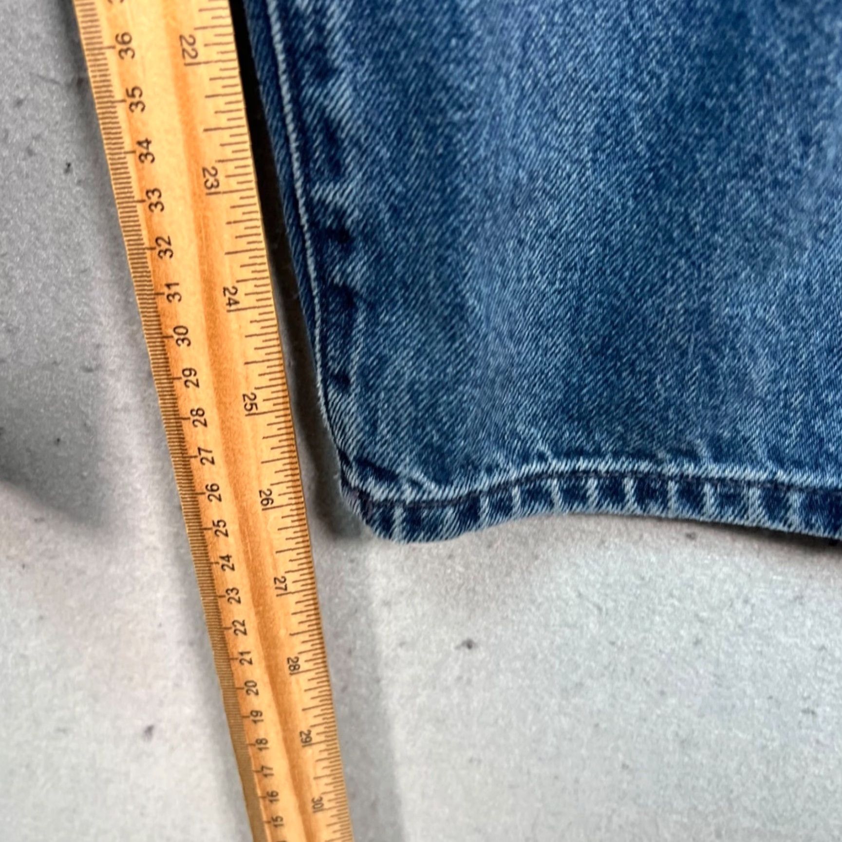 Uniqlo Uniqlo Jeans Women's 23 High-Waisted Tapered 100% Cotton Blue Denim Jeans Size 40" / US 18 - 7 Thumbnail