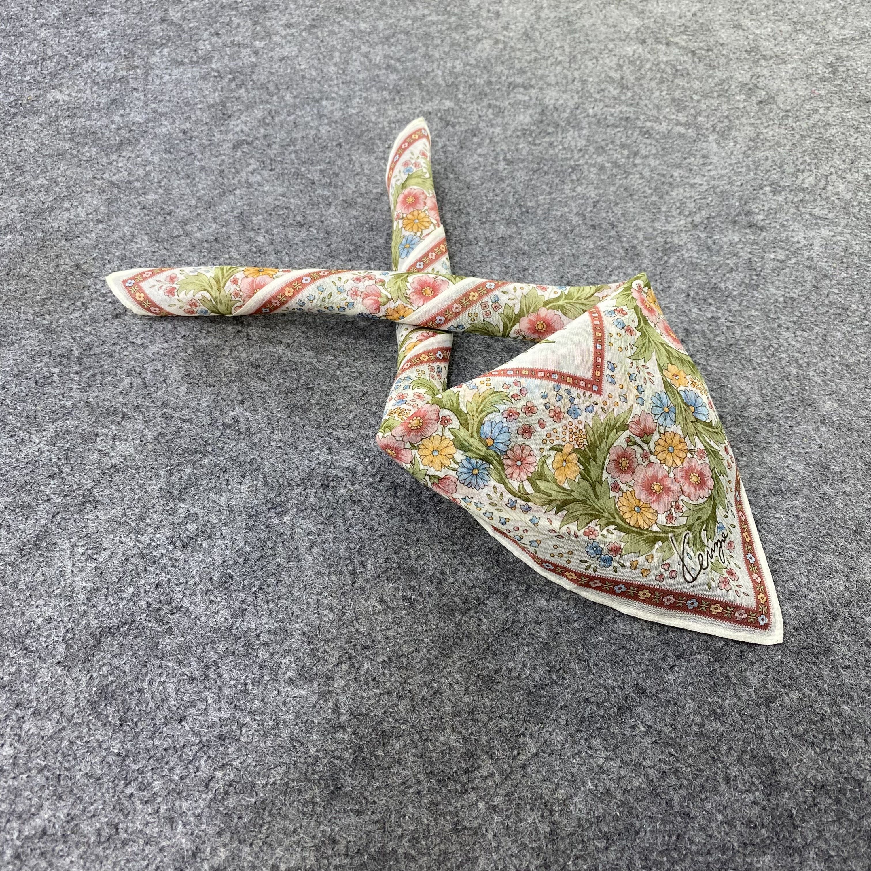 Kenzo Kenzo Handkerchief / Bandana / Neckerchief-B2102 Size ONE SIZE - 1 Thumbnail