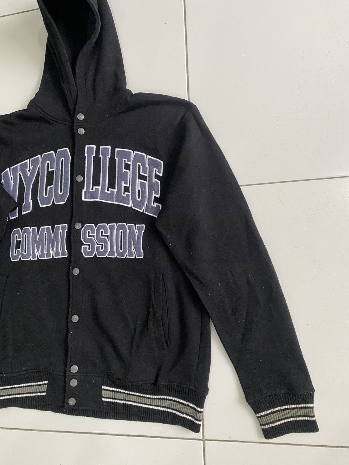 Other VINTAGE NEW YORK COLLEGE SPORWEAR WINGS HOODIE VARSITY Size US XL / EU 56 / 4 - 3 Thumbnail