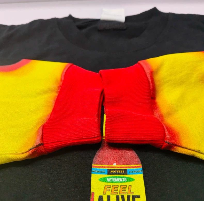 Vetements Vetements Chili sauce flame long sleeve T-shirt Size US S / EU 44-46 / 1 - 8 Thumbnail