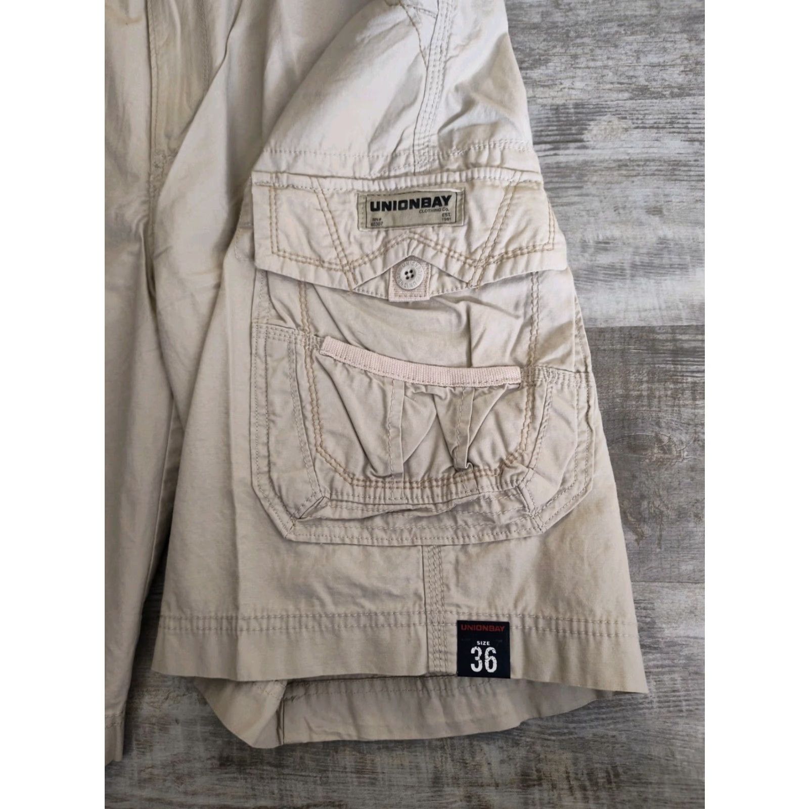 Vintage NWT Deadstock Y2K Unionbay Cargo Utility Tactical Shorts Khaki Mens Size 36 NEW Size US 36 / EU 52 - 6 Thumbnail