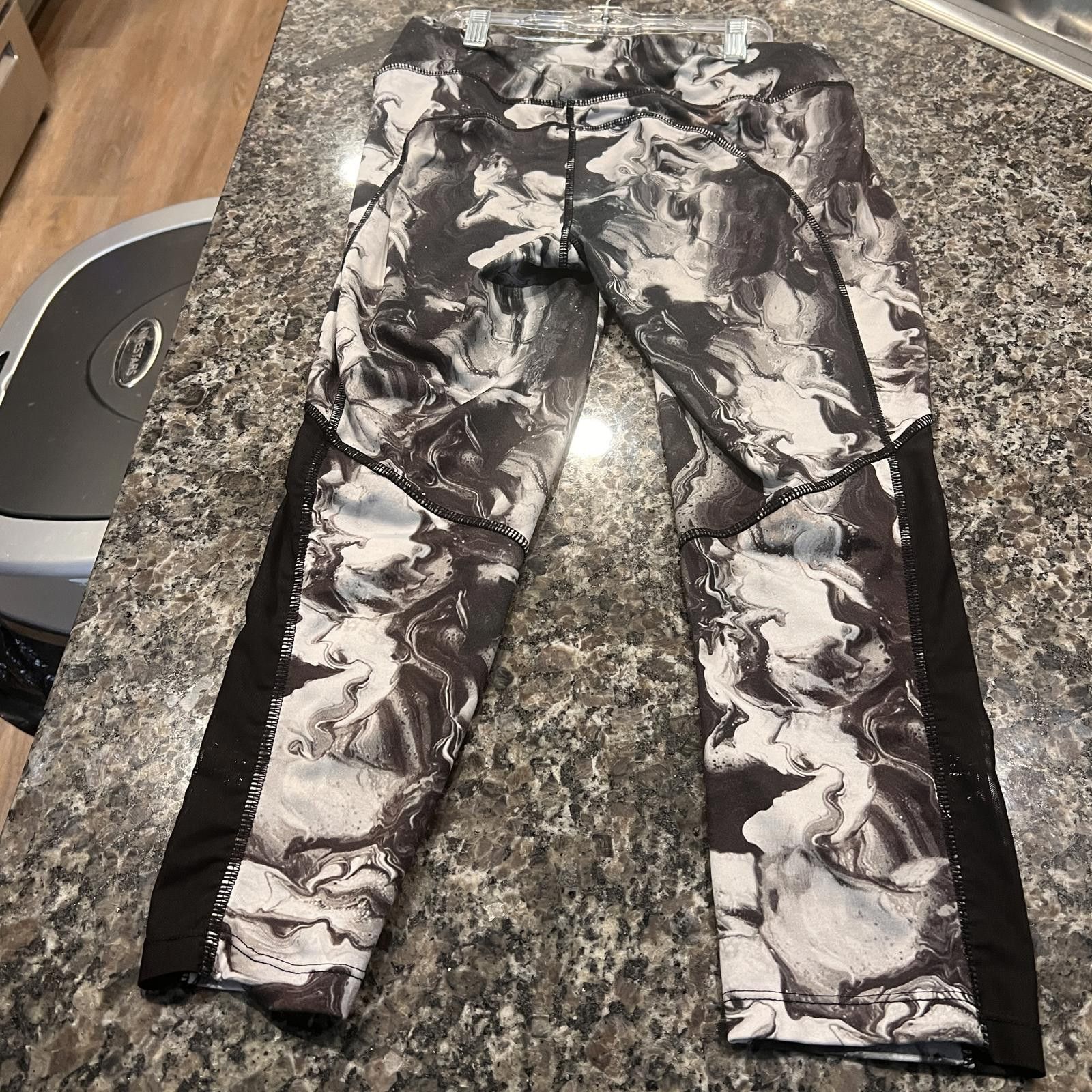 Other Black and White Marble Pattern Women's Leggings Size ONE SIZE - 1 Thumbnail