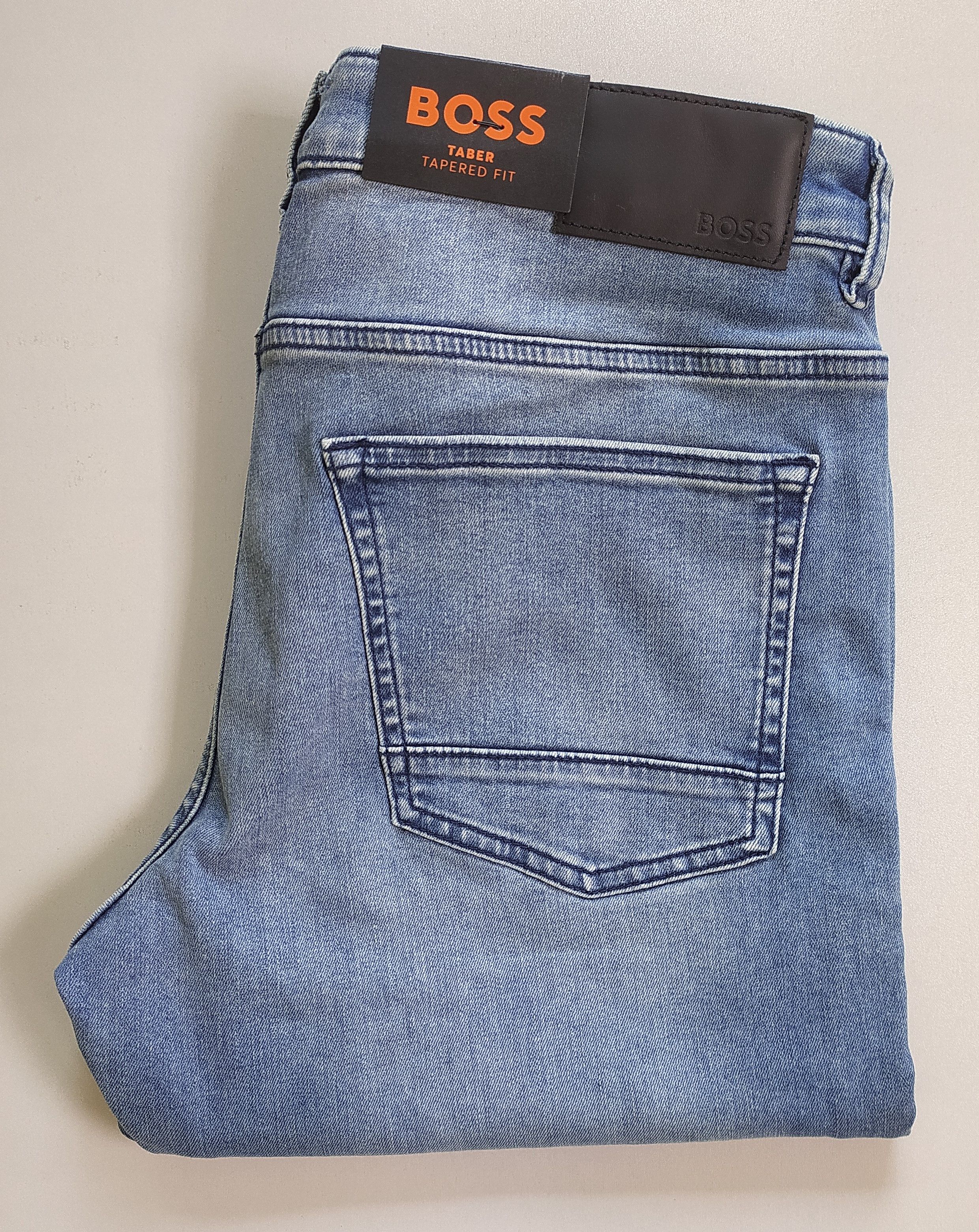 HUGO BOSS DELAWARE Slim fit Jeans FREE SHIPPING T/6026