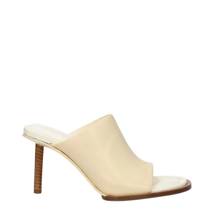 Jacquemus ob1o1e1124 Leather Sandals in Beige Size US 6 / IT 36 - 1 Thumbnail