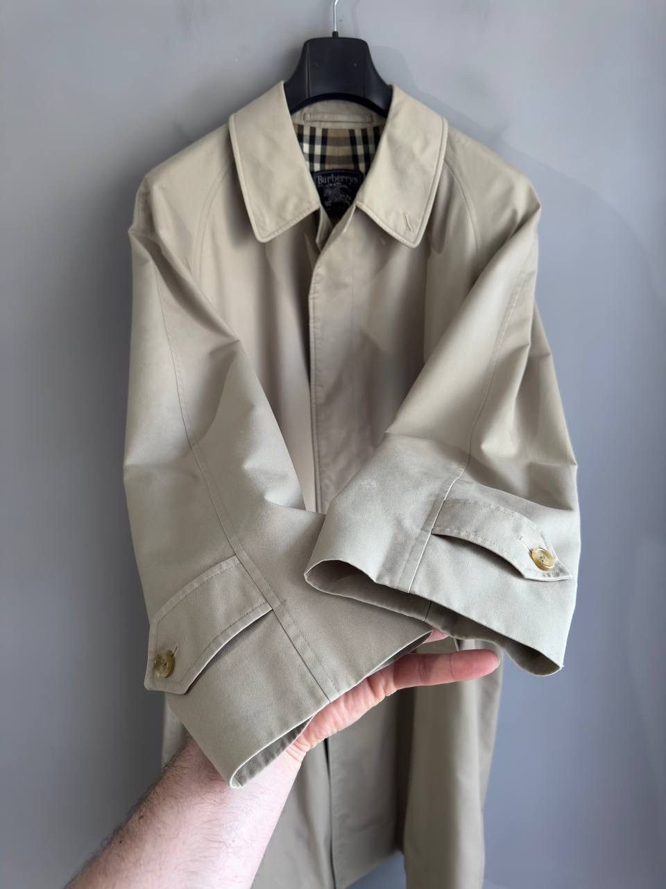 Burberry Burberrys Men's Nova Check Trench Coat, Made in England L Size US L / EU 52-54 / 3 - 9 Thumbnail