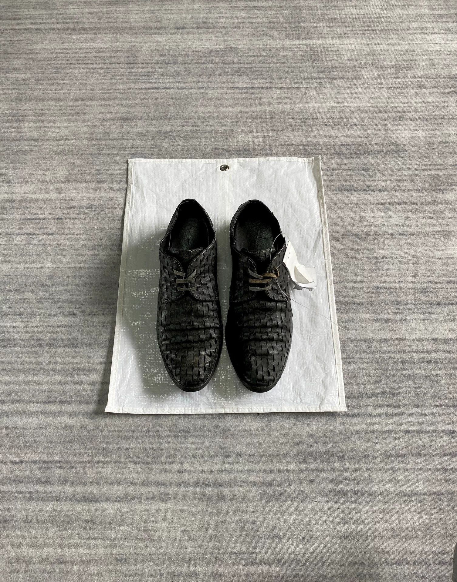 CCP (Crazy Character Print) laser-cut low-top derby shoes in black Size US 8 / EU 41 - 1 Thumbnail
