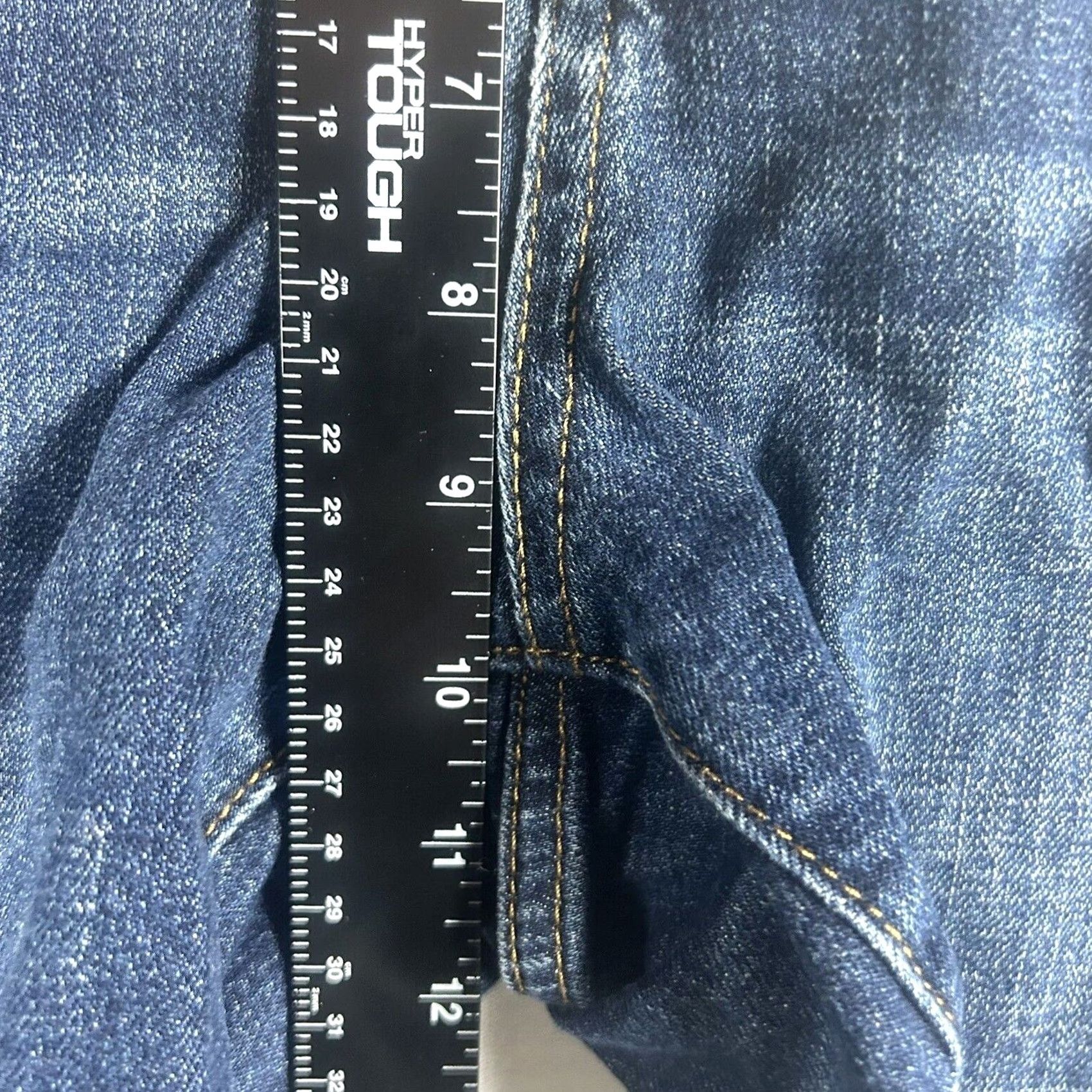 Gap Gap Jeans 5" ShortS 28 Tall Blue Cutoff Boyfriend Medium Wash Mid Rise Denim Women Adult RegularRise Denim Shorts Size 28" / US 6 / IT 42 - 7 Thumbnail