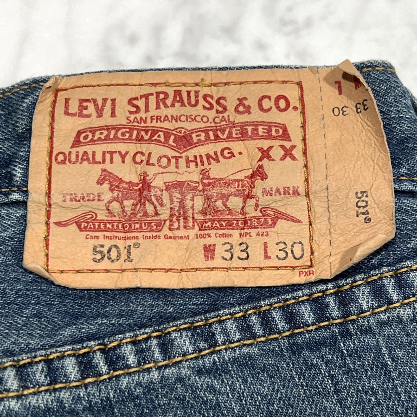 Levi's VINTAGE Levi’s 501 Jeans Button Fly 33x30 Men Blue Cotton Denim 90s Grunge Columbia Size US 33 - 6 Thumbnail