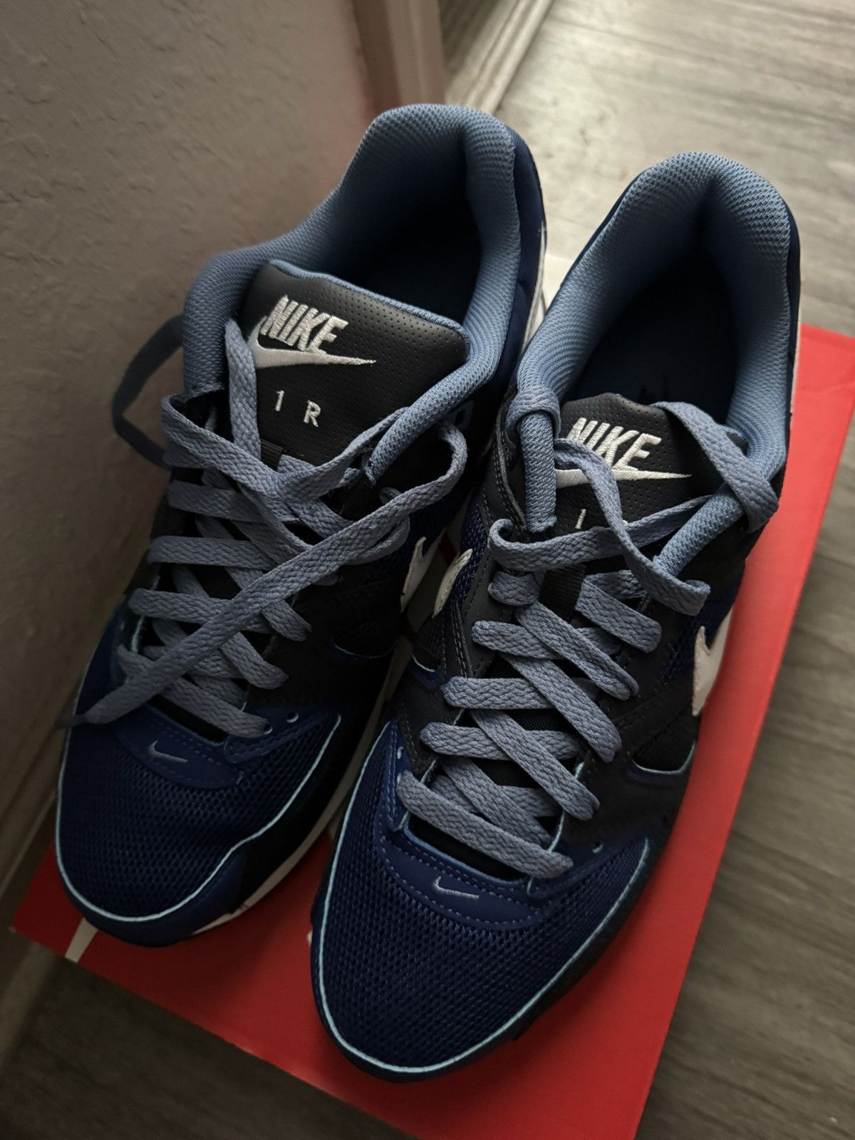 Nike Nike air max command Size US 10 / EU 43 - 3 Thumbnail