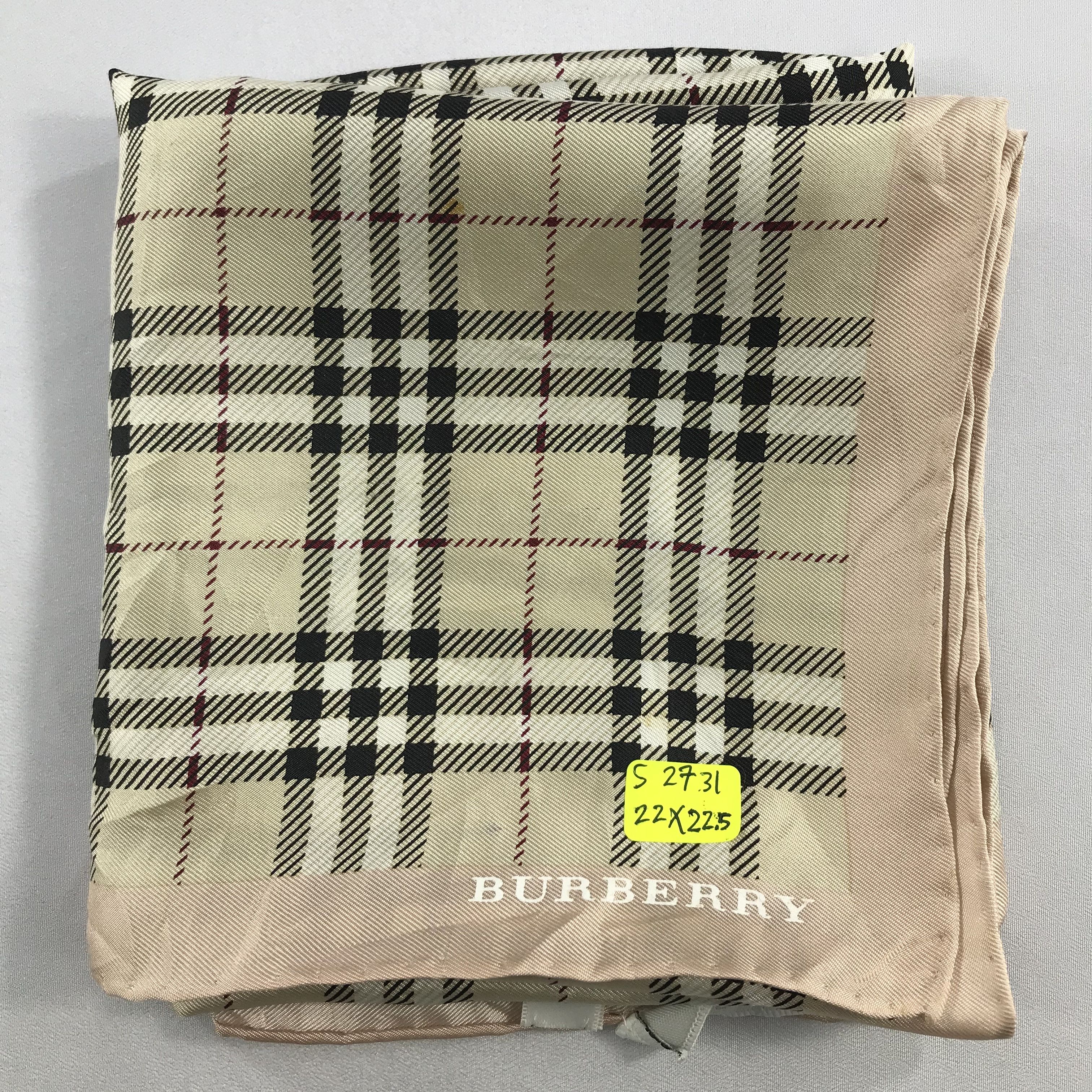 Burberry × Vintage Burberry Silk Scarf - S2731A Size ONE SIZE - 4 Thumbnail