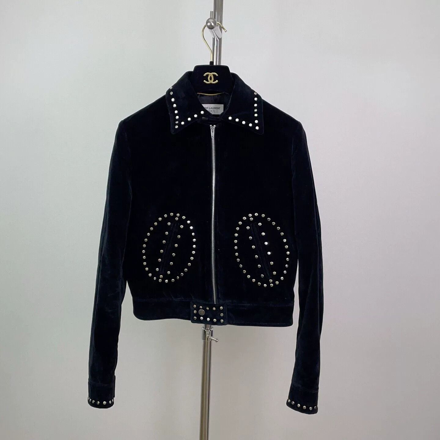 Saint Laurent Paris Saint Laurent Black Velvet Studded Jacket Size M / US 6-8 / IT 42-44 - 1 Thumbnail