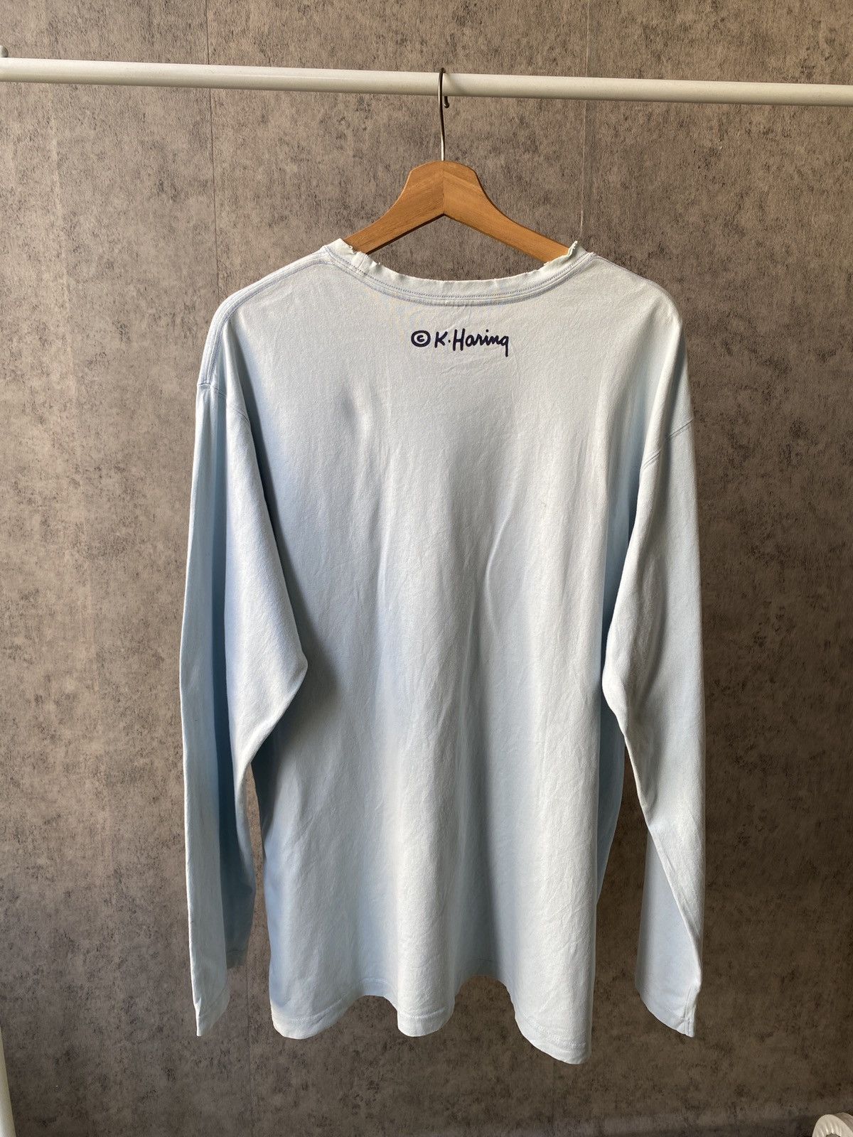 Keith Haring × Uniqlo × Vintage Vintage Keith Haring Uniqlo Distressed Long Sleeve Shirt Size US L / EU 52-54 / 3 - 2 Thumbnail
