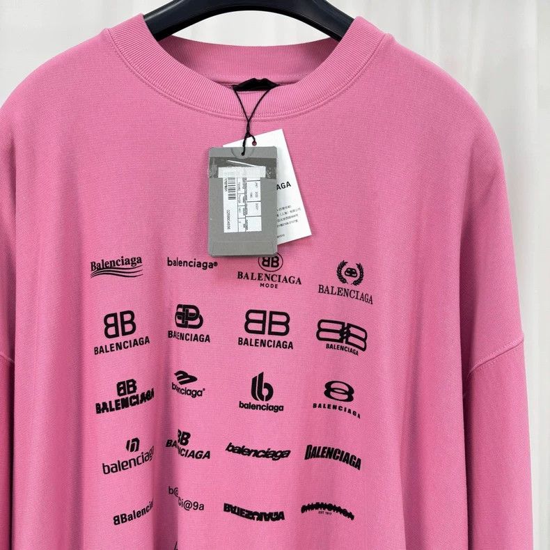 Balenciaga Balenciaga Multi-Element Full Print Logo Sweatshirt Size US M / EU 48-50 / 2 - 3 Thumbnail
