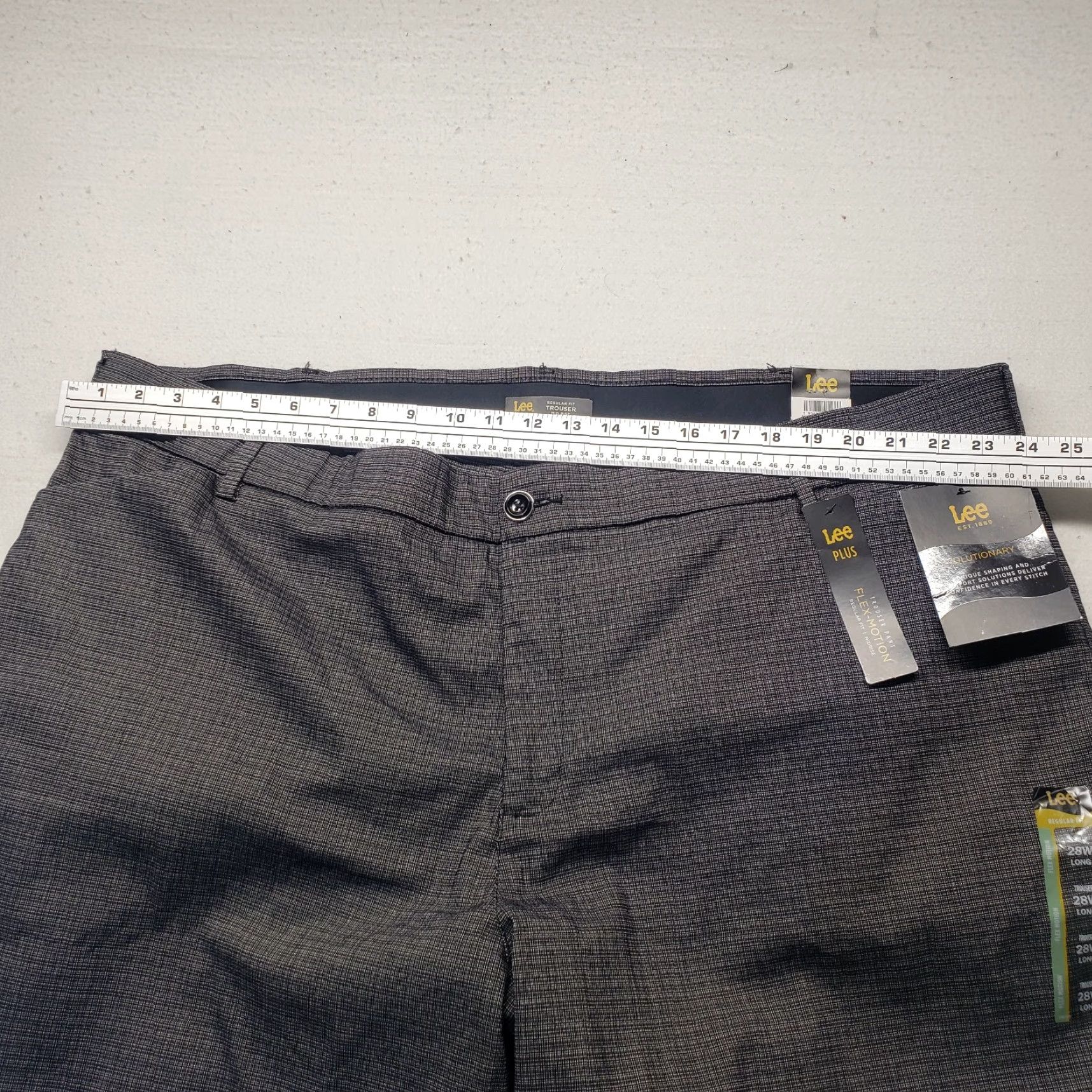 Lee LEE Plus Size Gray Ultra Lux Comfort Flex Motion Trouser Pants for Women 28W Gray Pants Womens 28 Plus Flex Motion Comfort Size 28" / US 6 / IT 42 - 4 Thumbnail