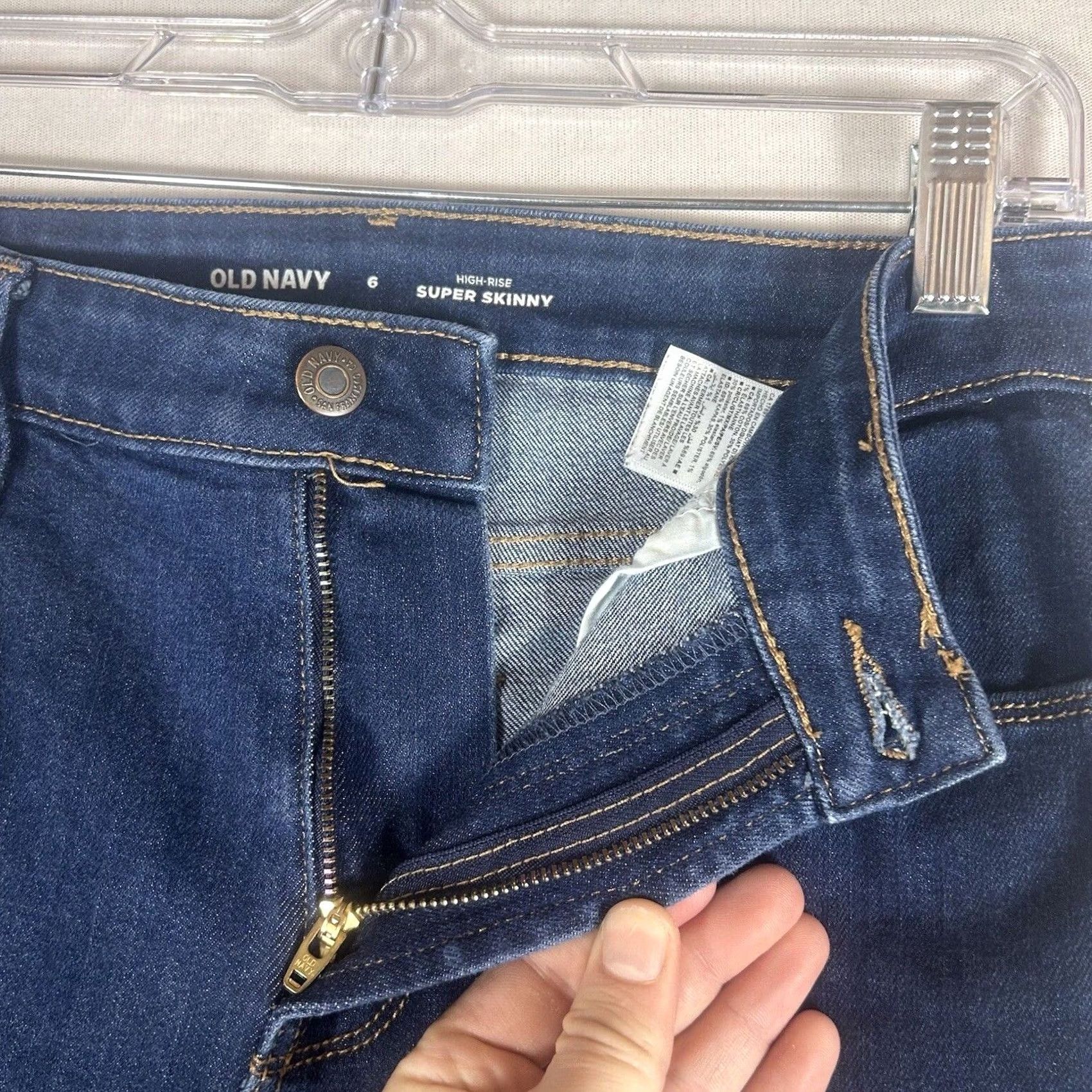 Old Navy Old Navy Jeans Womens Size 6 High Rise Super Skinny Blue Denim 29" Inseam Size 28" / US 6 / IT 42 - 2 Thumbnail