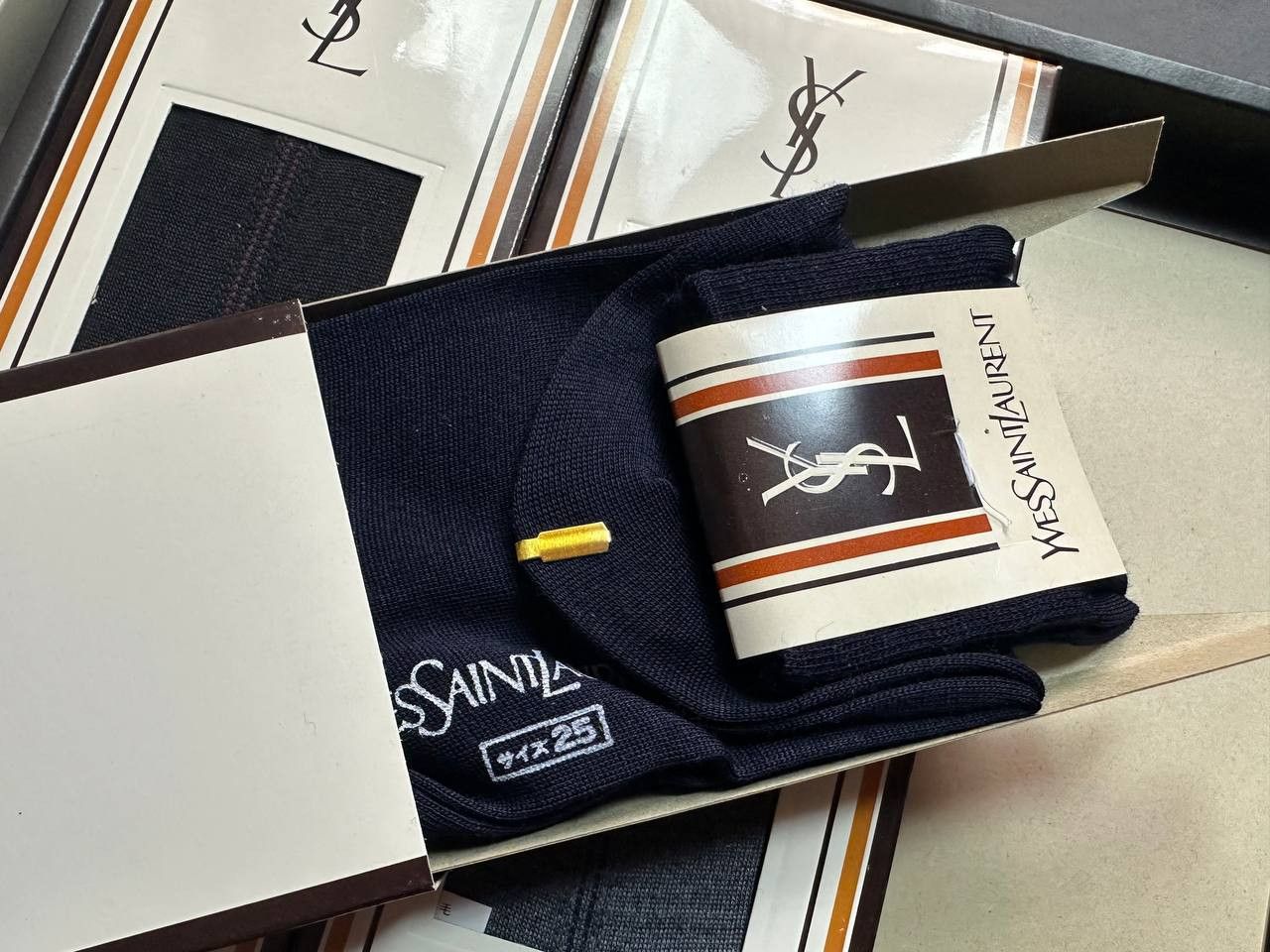 Japanese Brand × Yves Saint Laurent Yves Saint Laurent Socks Box Rare New Japan Vintage. Size ONE SIZE - 4 Thumbnail