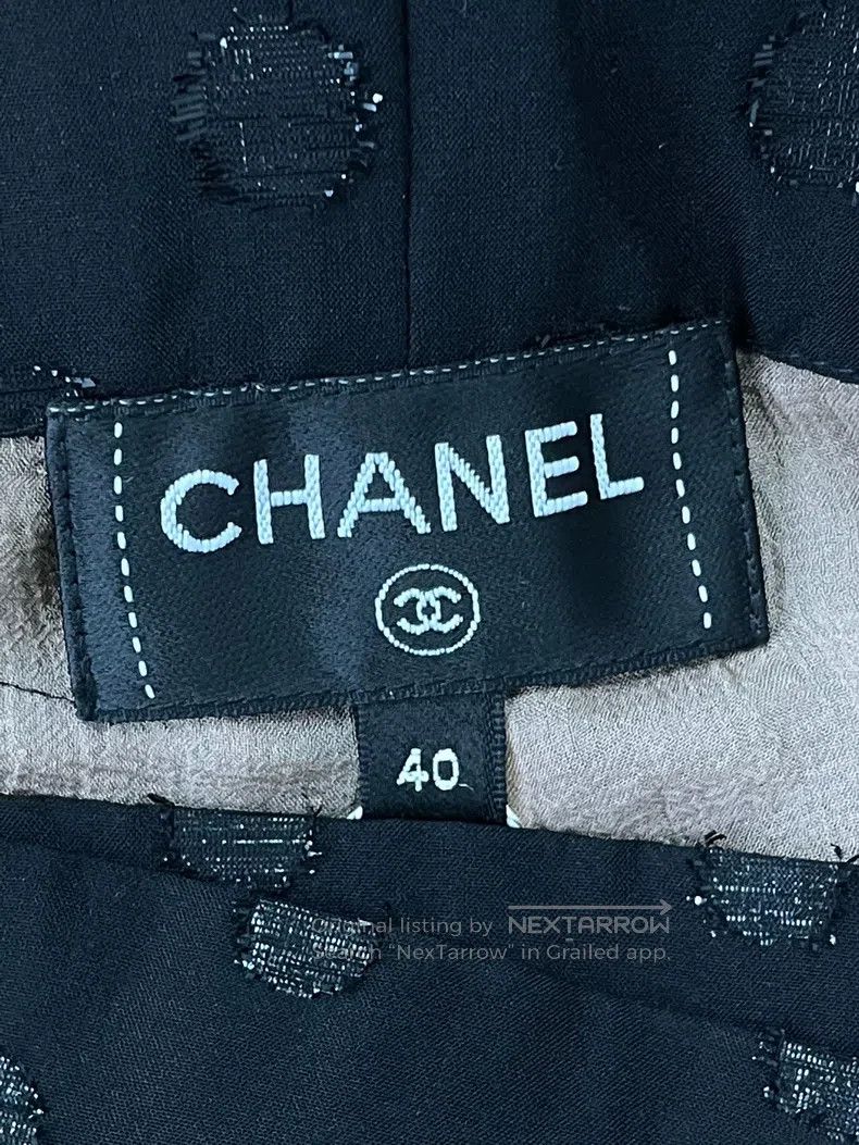 Chanel Chanel 23S black buttoned silk wide-leg trousers Size 26" / US 2 / IT 38 - 4 Thumbnail