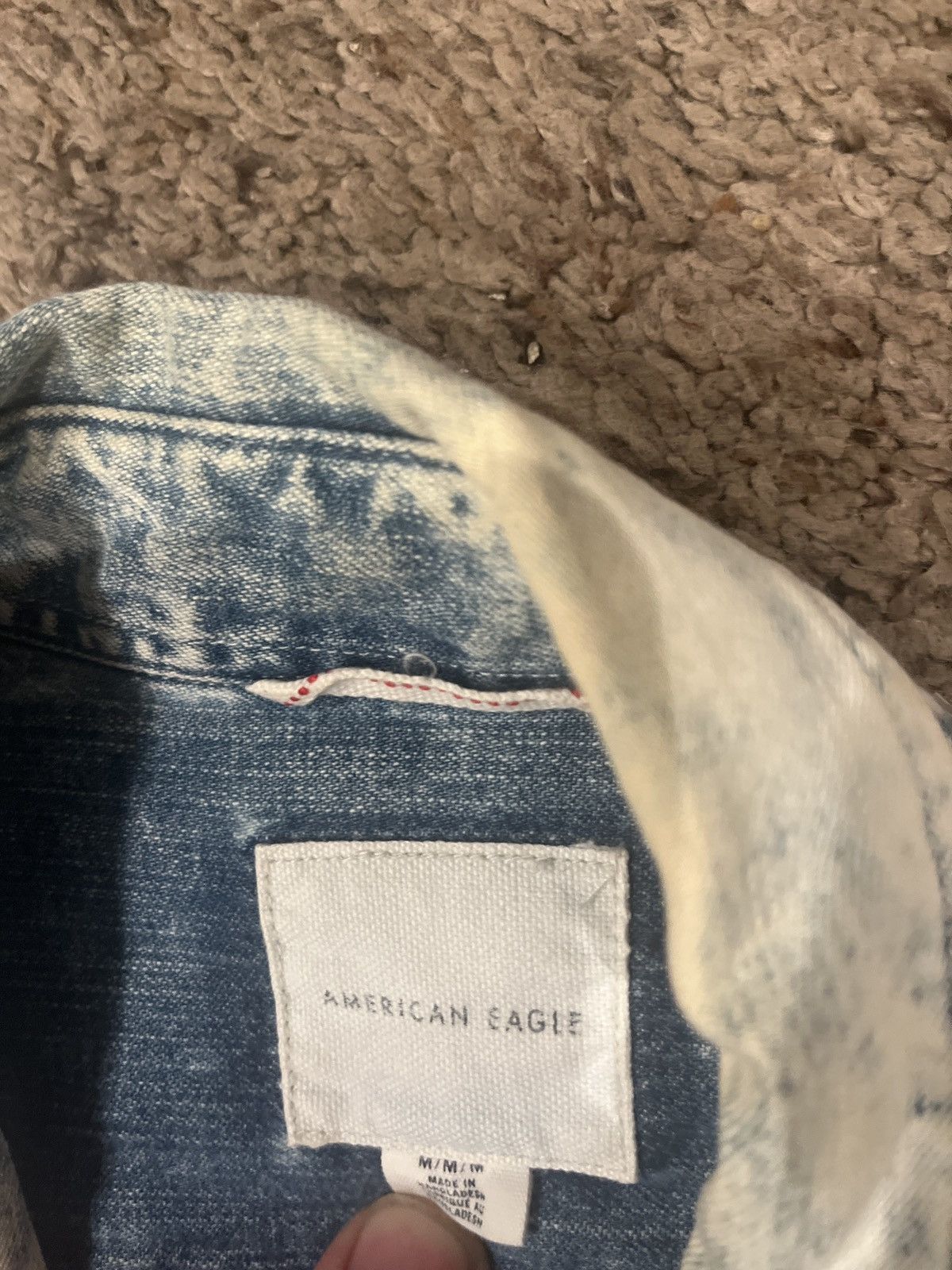 American Eagle Outfitters American Eagle Acid Wash Faded Denim Button Up Size US M / EU 48-50 / 2 - 4 Thumbnail