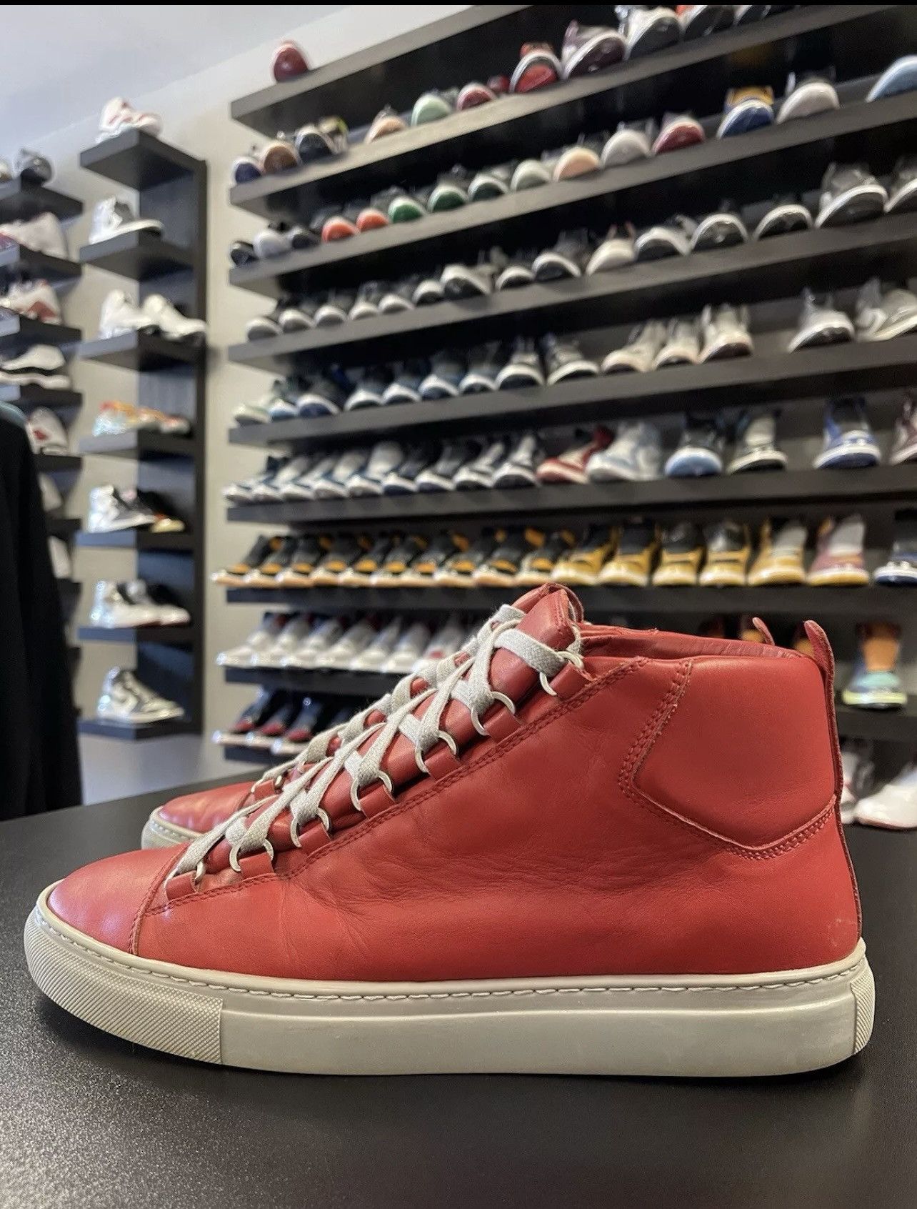 Size 9US/42EU Balenciaga Arena Red High Top Men Sneakers