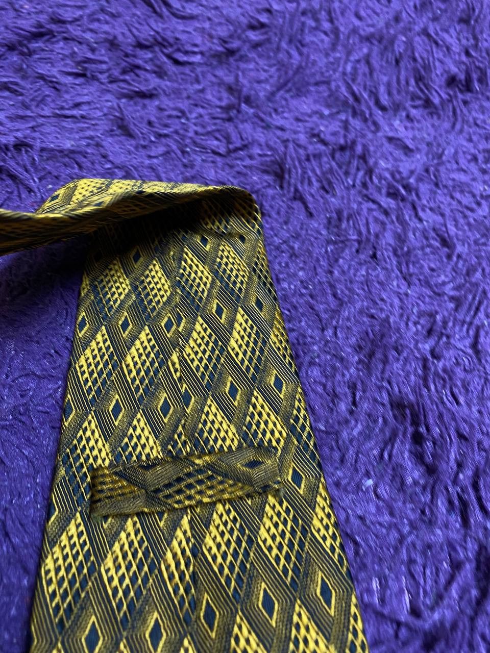 Prada Vintage Prada Cravatte Geometric Pattern Silk Size ONE SIZE - 12 Thumbnail