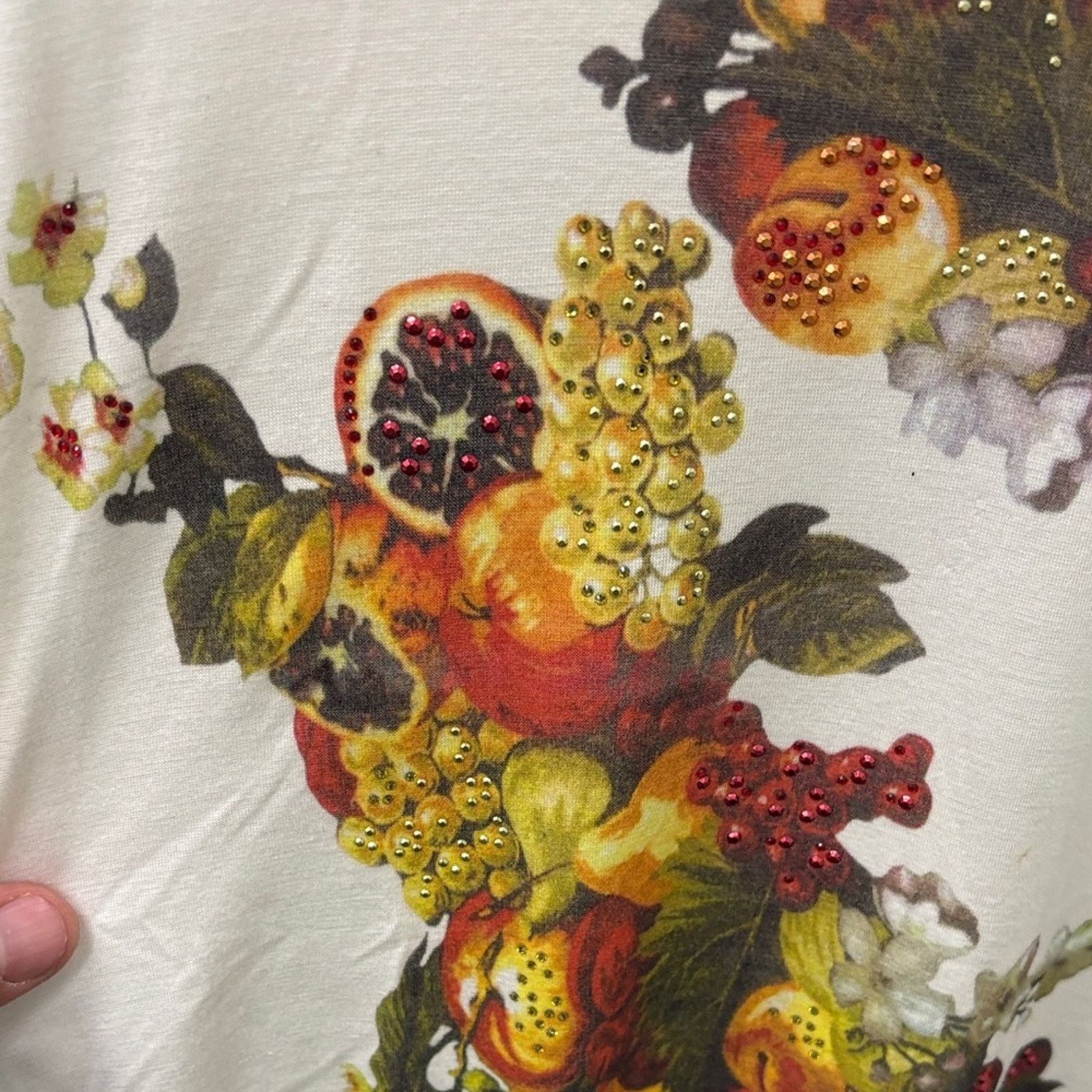 Blumarine NWT Blumarine White Tee with Vibrant Fruit Print Size XS Size XS / US 0-2 / IT 36-38 - 3 Thumbnail