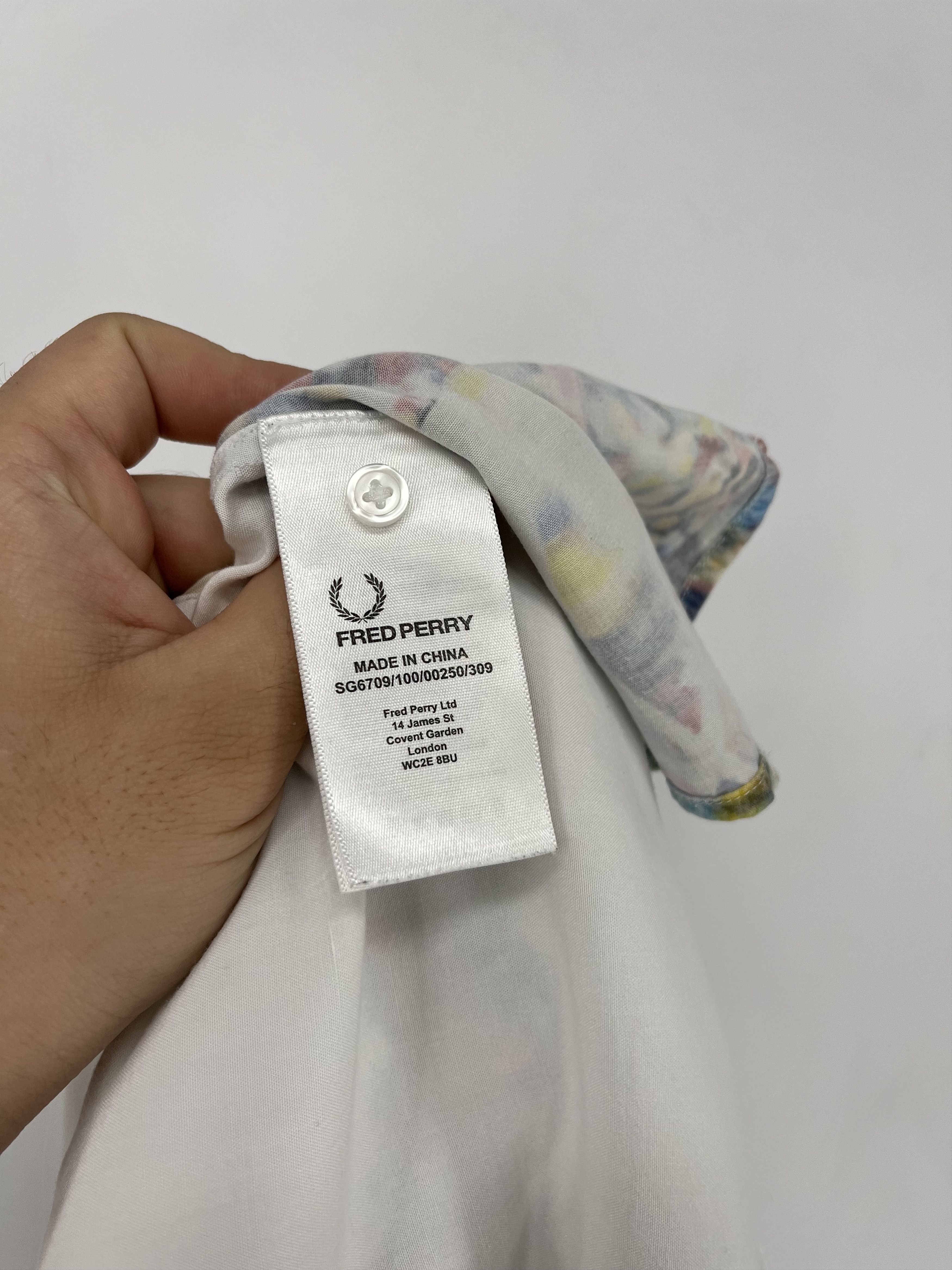 Fred Perry Vintage Fred Perry Amy Winehouse Foundation Heart polo Size S / US 4 / IT 40 - 10 Thumbnail