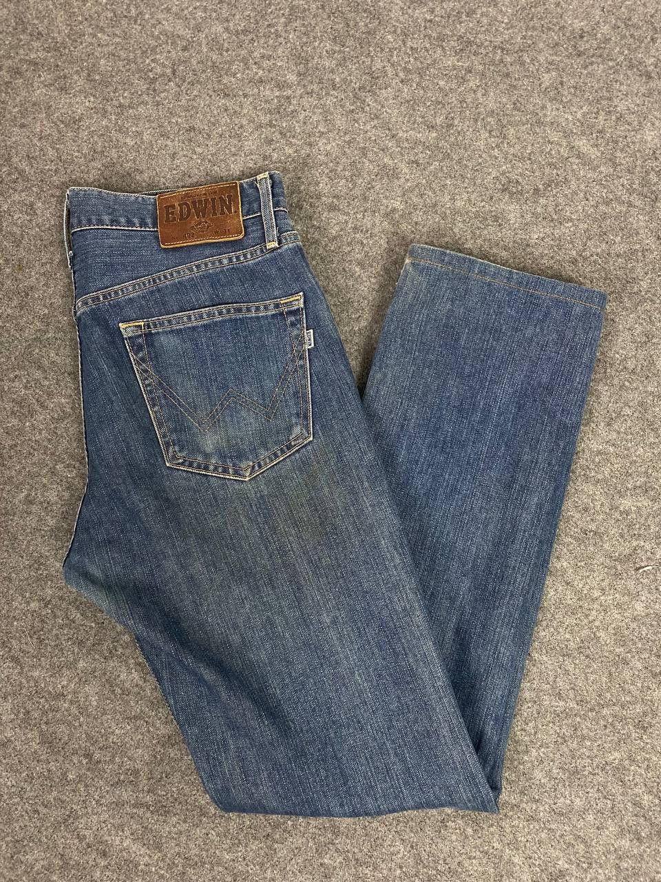Edwin Vintage edwin 402 uneven fade denim nice design Size US 34 / EU 50 - 2 Thumbnail
