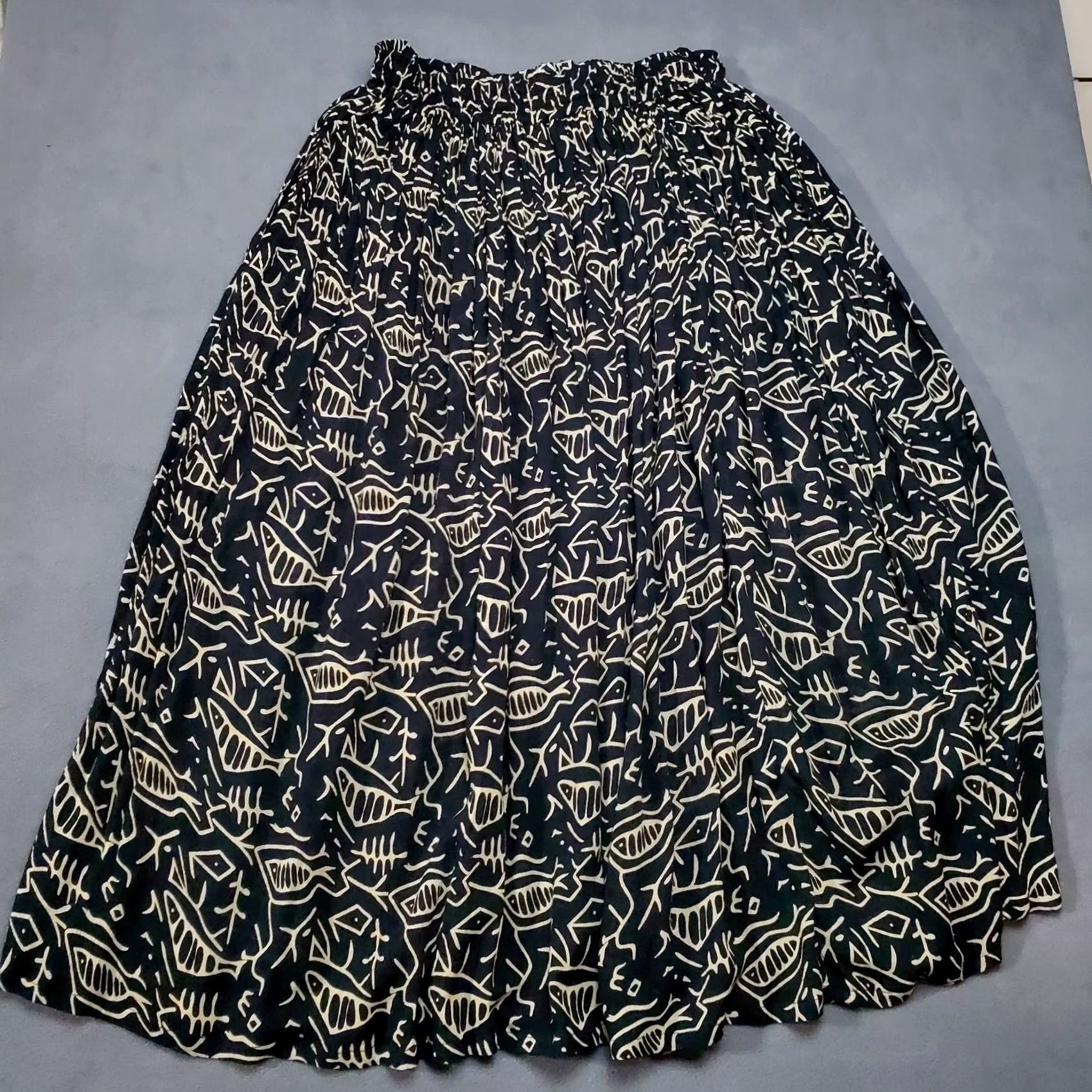 Orvis VINTAGE Orvis Skirt Womens Medium Black Rayon Maxi Boho Peasant Long Drawstring Waist M Size 32" / US 10 / IT 46 - 7 Thumbnail