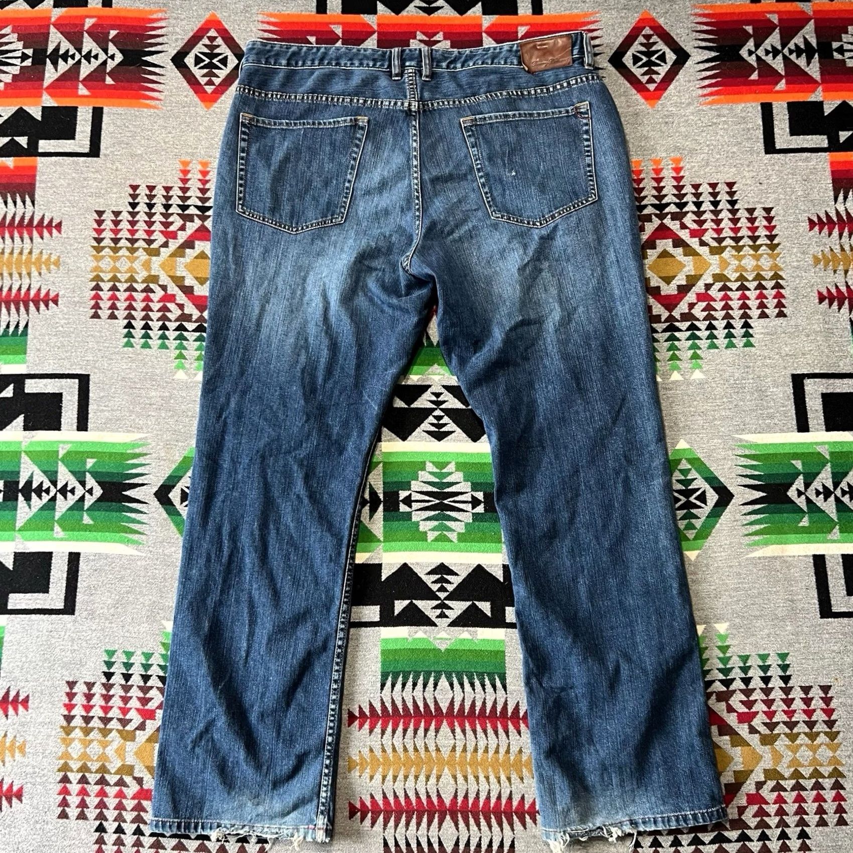 Tommy Bahama VINTAGE Tommy Bahama Jeans Mens 40x32 Blue Size US 40 / EU 56 - 2 Thumbnail
