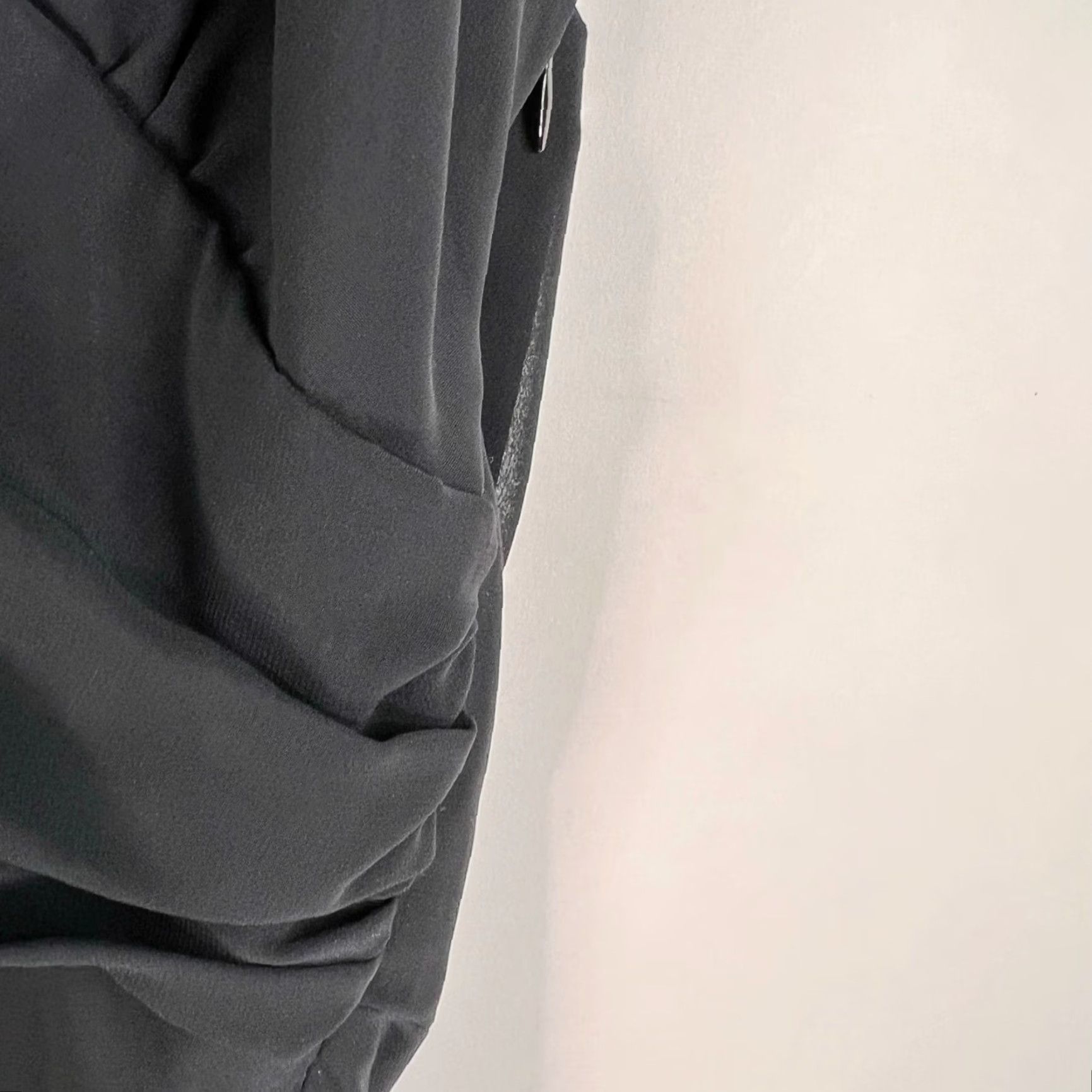Vintage VINTAGE MSK Y2K 2000s Fairycore Dress S Black Halter Sleeveless Ruched Chiffon Knee Length Vintage Size S / US 4 / IT 40 - 3 Thumbnail