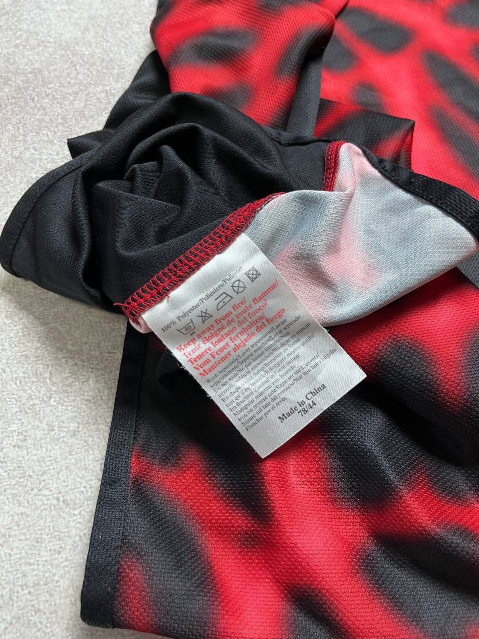 Other VINTAGE 03/04 UMBRO ENGLAND NATIONAL TEAM LONGSLEEVE SHIRT L Size US L / EU 52-54 / 3 - 10 Thumbnail