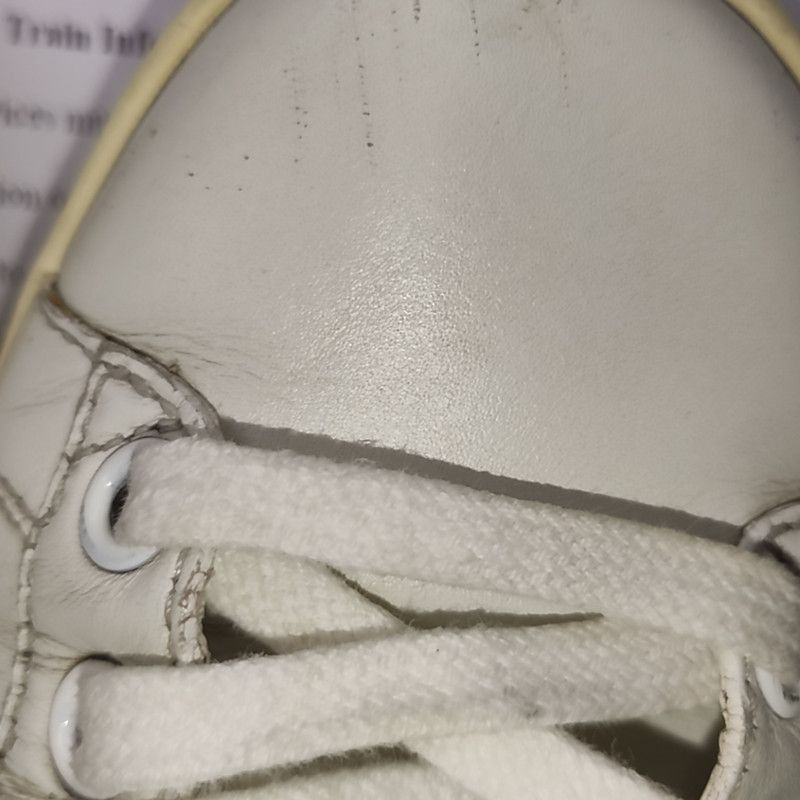 Gucci Gucci Ace Leather Bee Low-Top Sneakers for Men -2508 Size US 5.5 / EU 38 - 9 Thumbnail