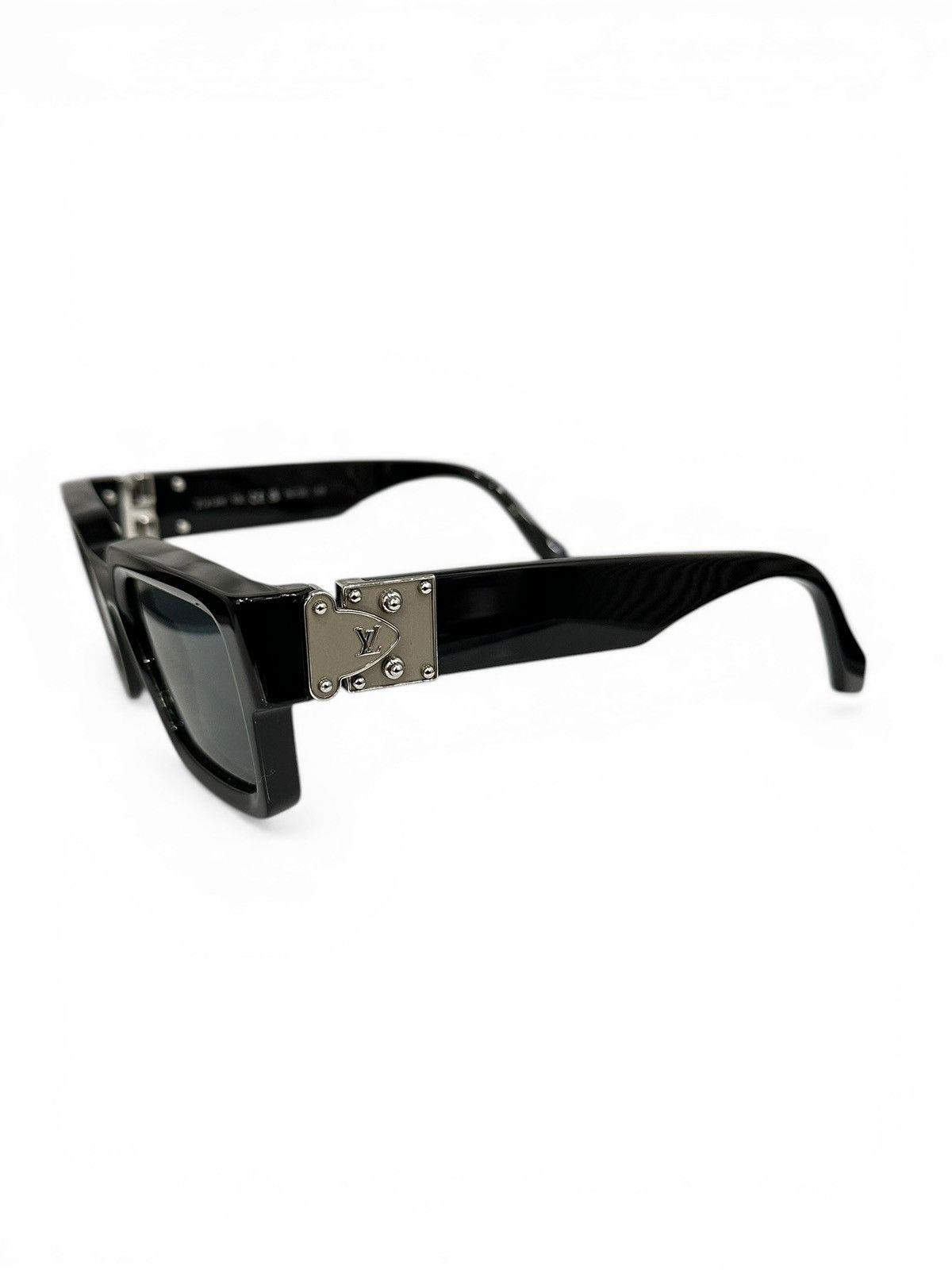 Louis Vuitton LV Match Sunglasses Size ONE SIZE - 2 Thumbnail