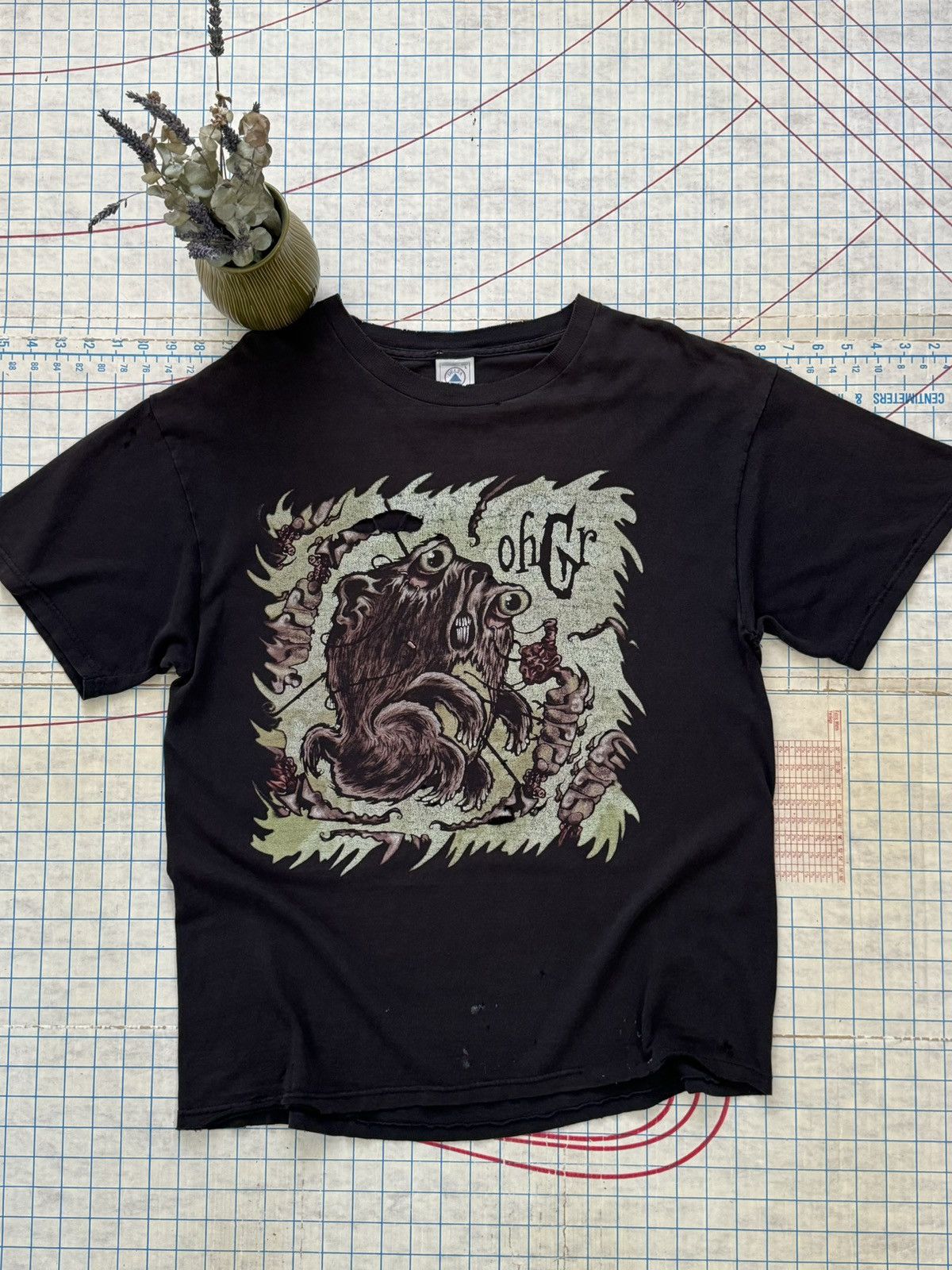 Vintage Crazy OhGr Band Tour Tee Thrashed Size Large Black
