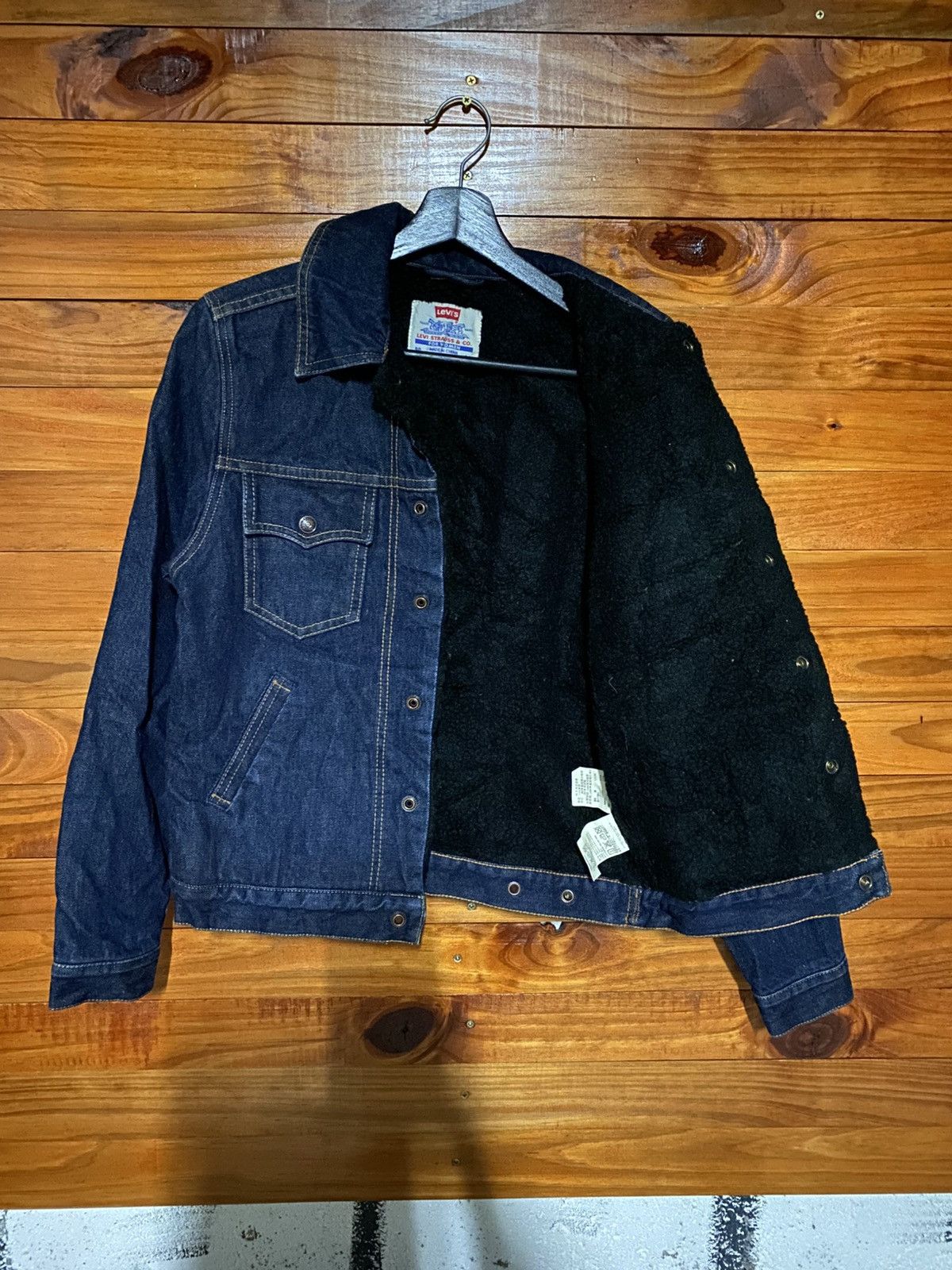 Levi's Vintage Levi’s Women’s Denim Jacket 90s Dark Wash Size M Size US S / EU 44-46 / 1 - 11 Thumbnail