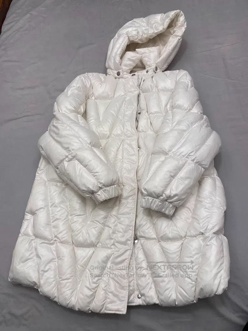 Valentino Valentino Down jacket Size L / US 10 / IT 46 - 1 Thumbnail