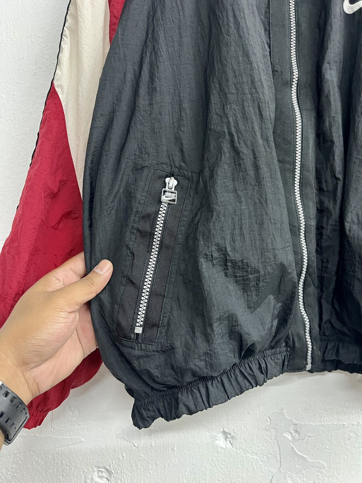 Nike × Vintage Vintage 90s Nike Windbreaker Zipper Jacket Size US XL / EU 56 / 4 - 5 Thumbnail