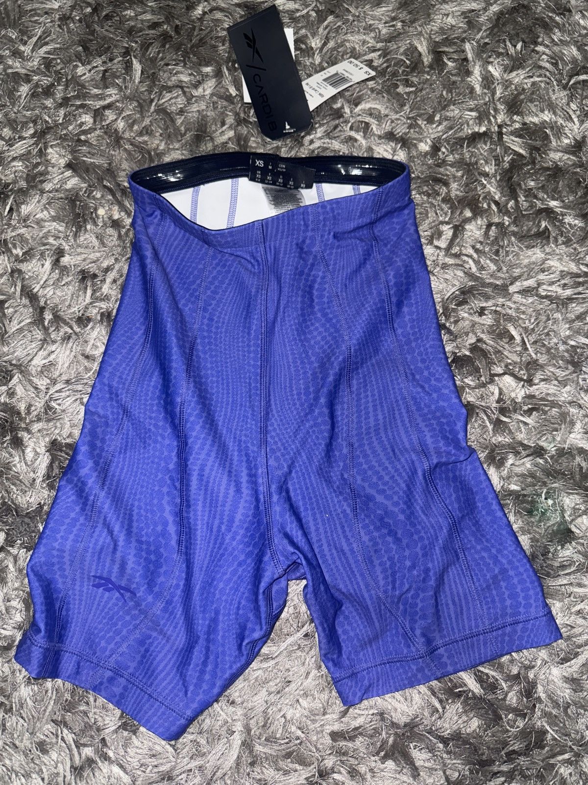 Reebok Cardi B Reebok Size 22" - 1 Thumbnail