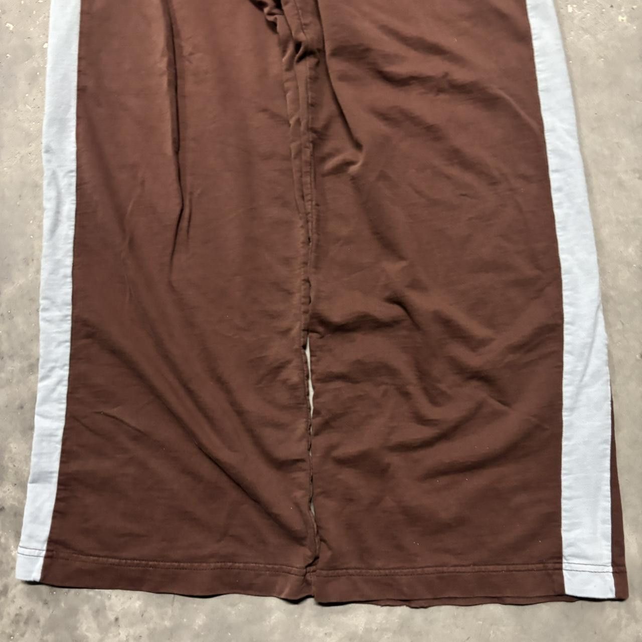 Guess × Vintage Crazy Vintage Y2K/2000s Baggy Brown Blue Striped Guess Streetwear Skater Wide Leg Sweatpants! Size US 34 / EU 50 - 4 Thumbnail