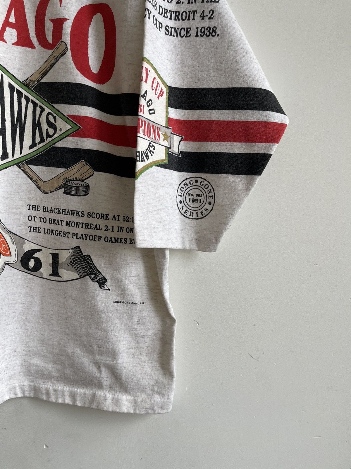 Vintage Vintage Chicago Black Hawks World Champion Long Sleeve Tee Size US L / EU 52-54 / 3 - 4 Thumbnail