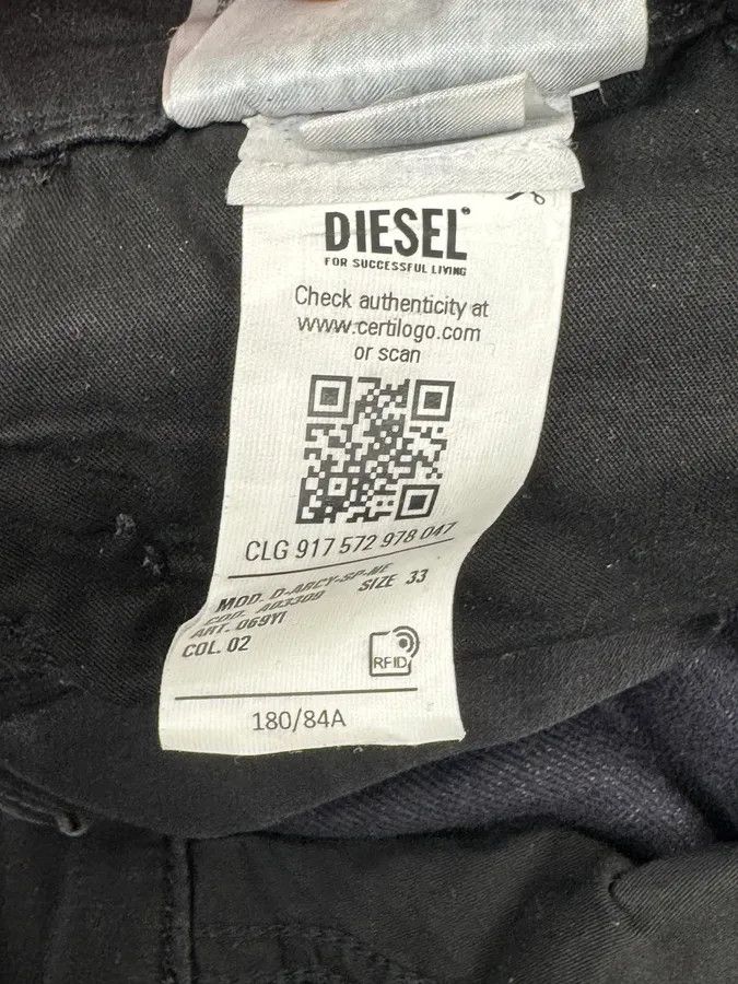 Diesel 2000s Diesel Slim Black Waxed Denim Jeans Size US 30 / EU 46 - 14 Thumbnail