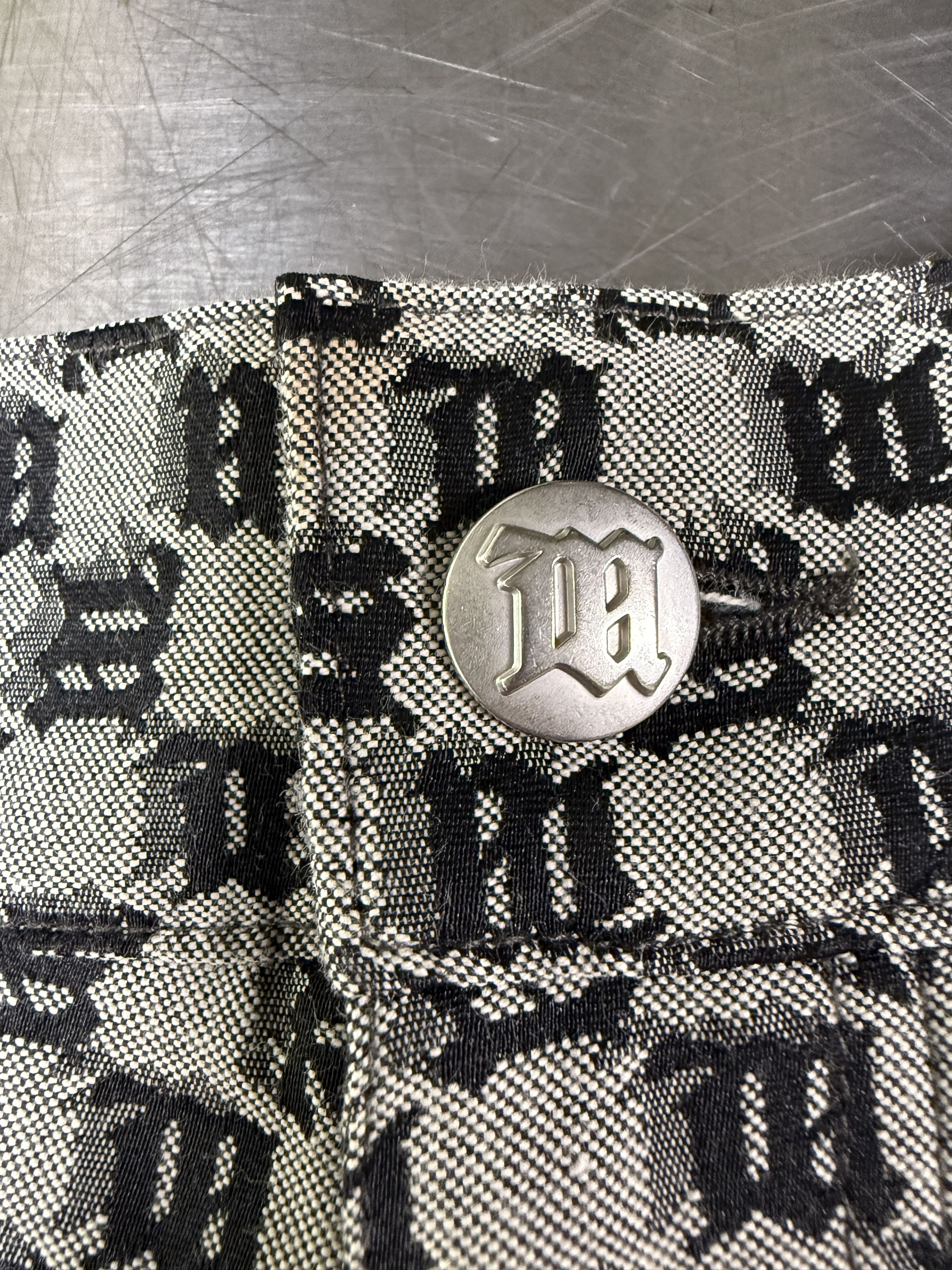 Misbhv $540 MISBHV Monogram Cargo Shorts Size US 32 / EU 48 - 4 Thumbnail